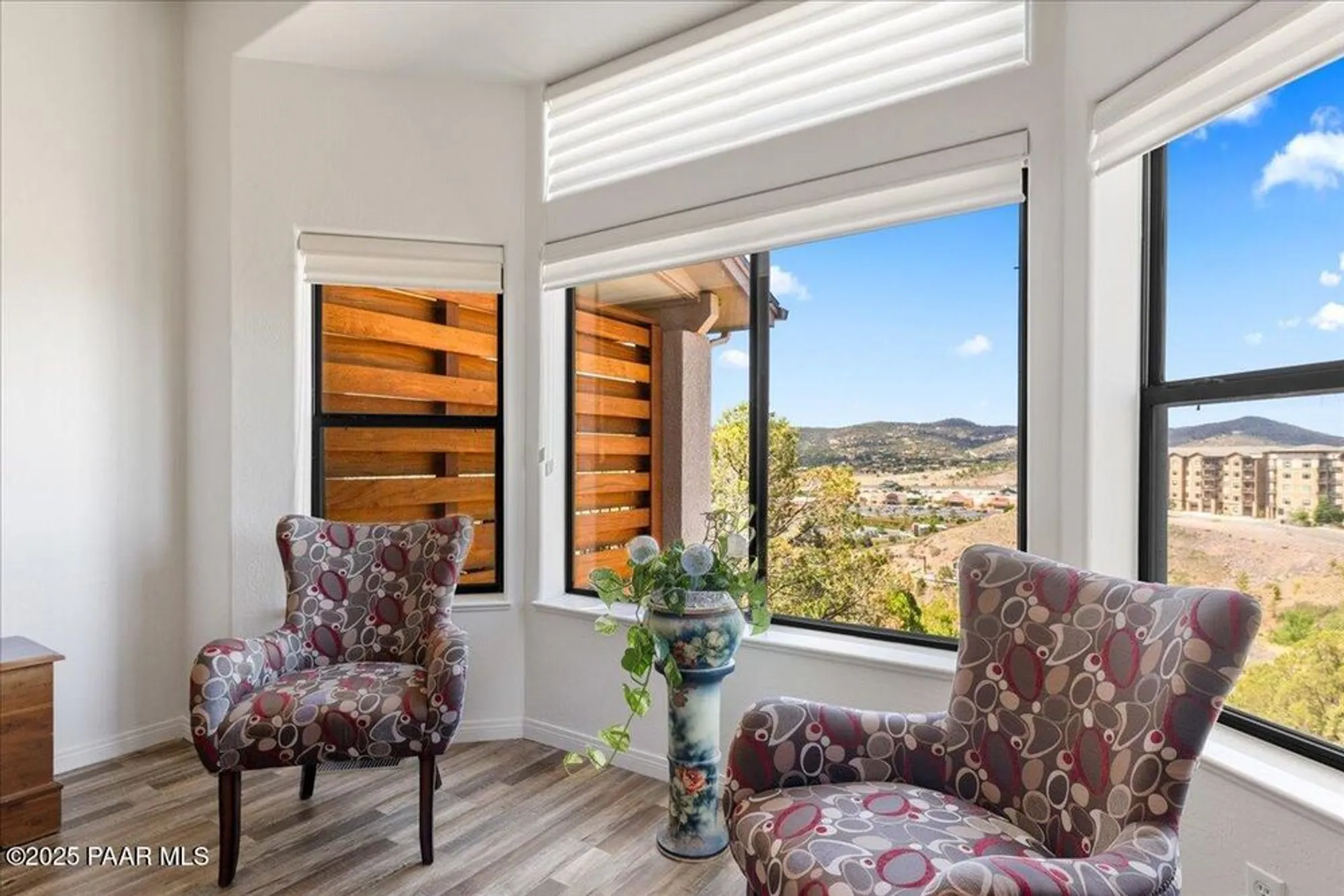 Property Slideshow image 18 of 48 | 528 miracle rider rd, Prescott, AZ, 86301