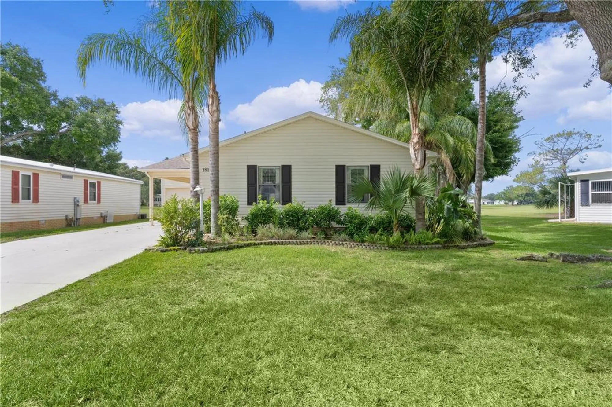 Property Slideshow image 1 of 34 | 1815 kaufman cir, The Villages, FL, 32159