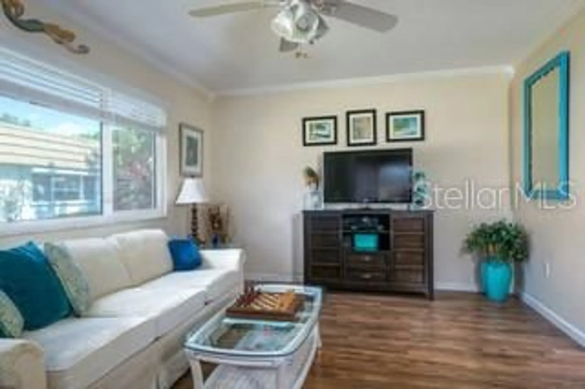 Property Slideshow image 11 of 49 | 2609 riverbluff pkwy # 146, Sarasota, FL, 34231