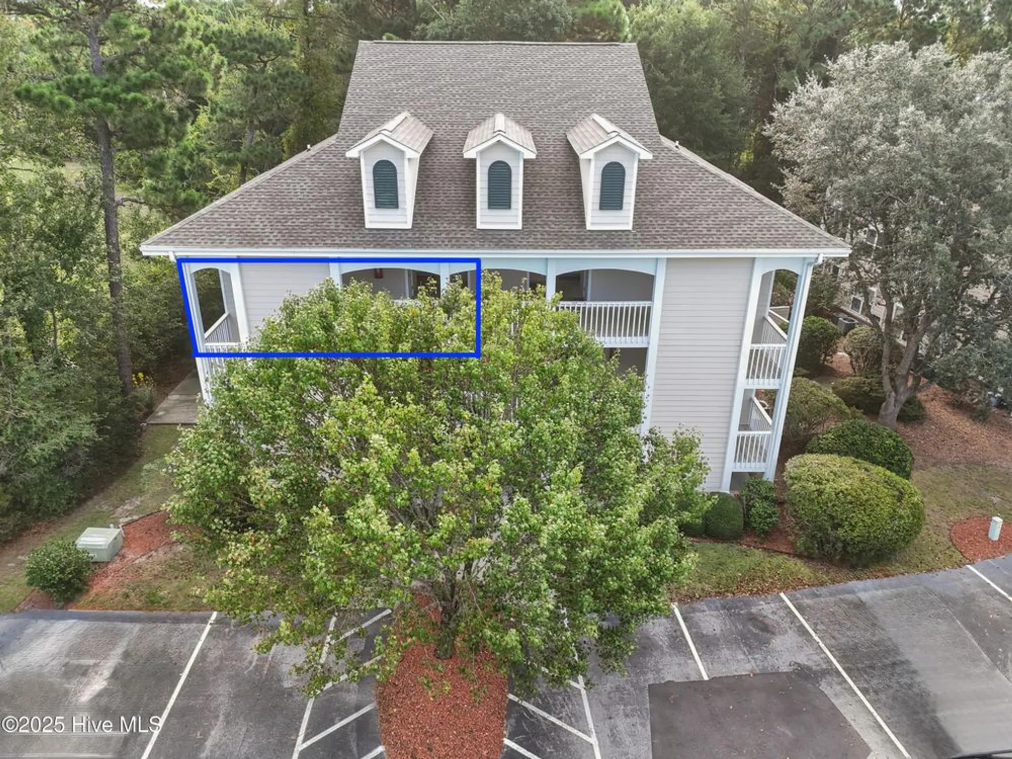 Property Slideshow image 2 of 31 | 3350 club villa dr 2105, Southport, NC, 28461