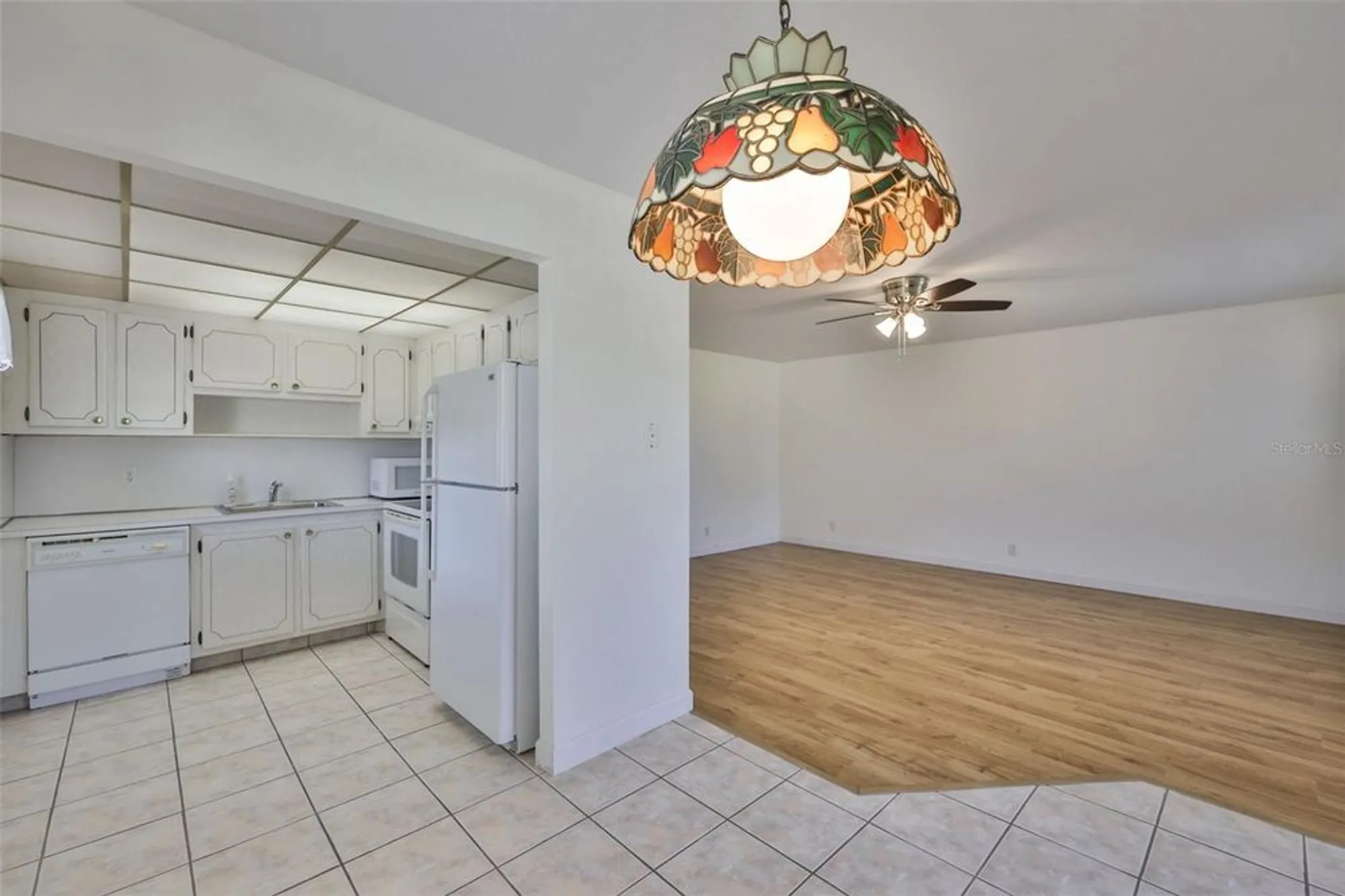 Property Slideshow image 6 of 46 | 1811 bedford ln 153, Sun City Center, FL, 33573