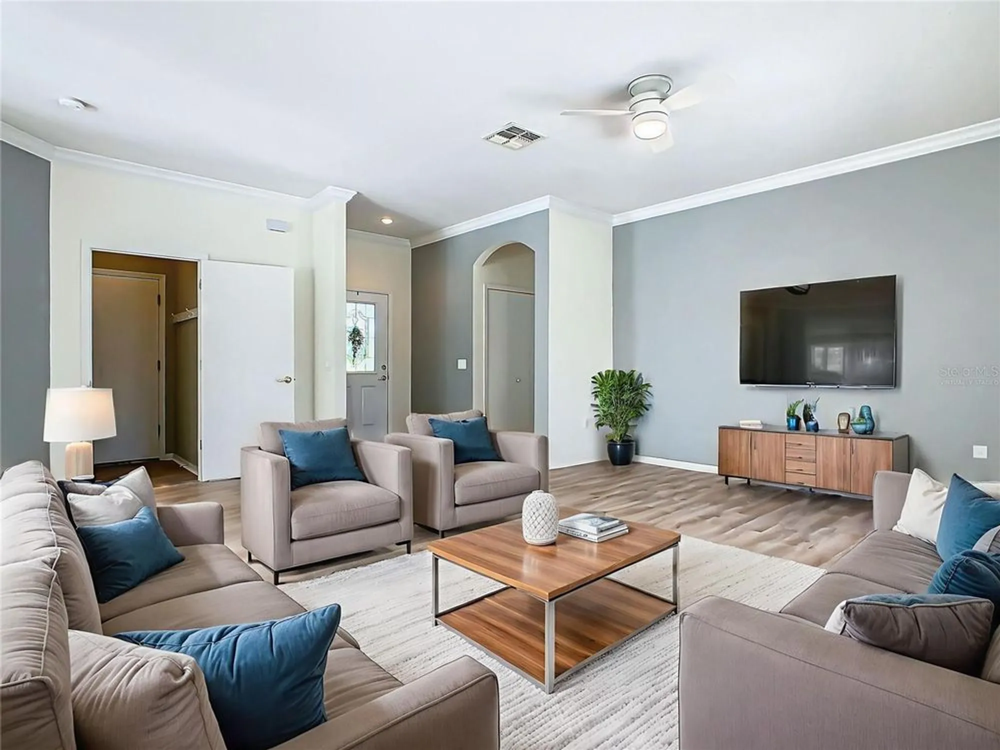 Property Slideshow image 12 of 80 | 243 new river dr, Kissimmee, FL, 34759