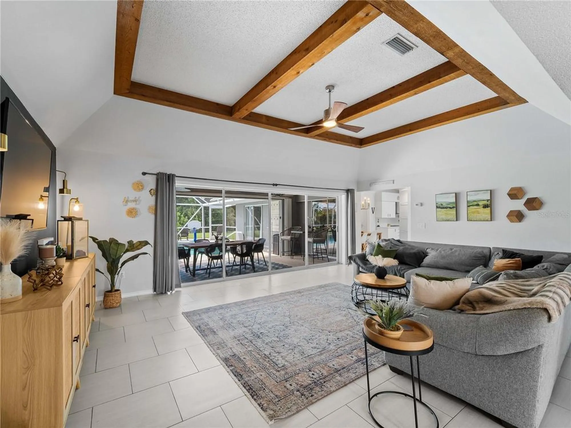 Property Slideshow image 9 of 61 | 523 warwick dr, Venice, FL, 34293