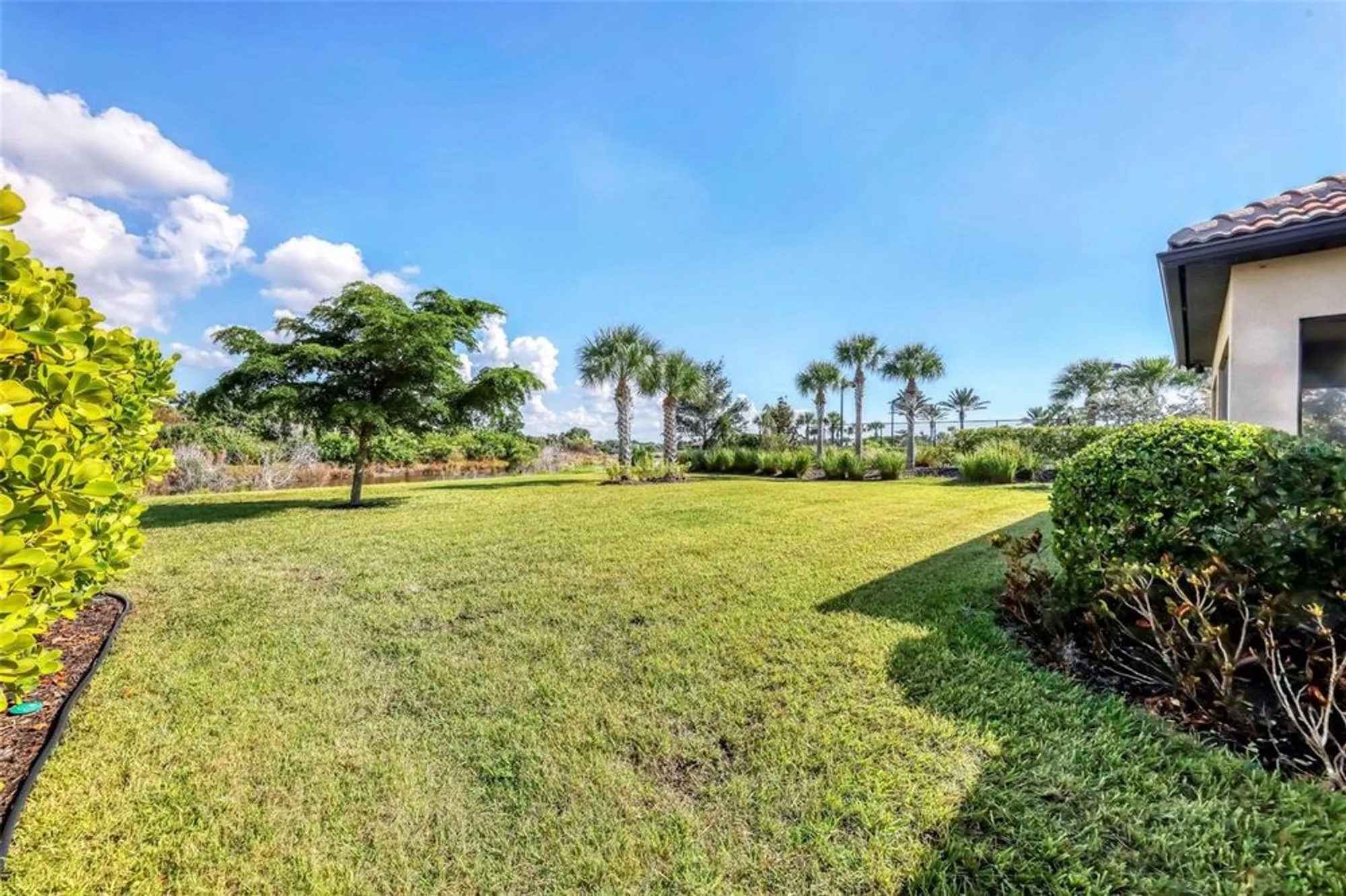 Property Slideshow image 18 of 34 | 11114 sandhill preserve dr, Sarasota, FL, 34238