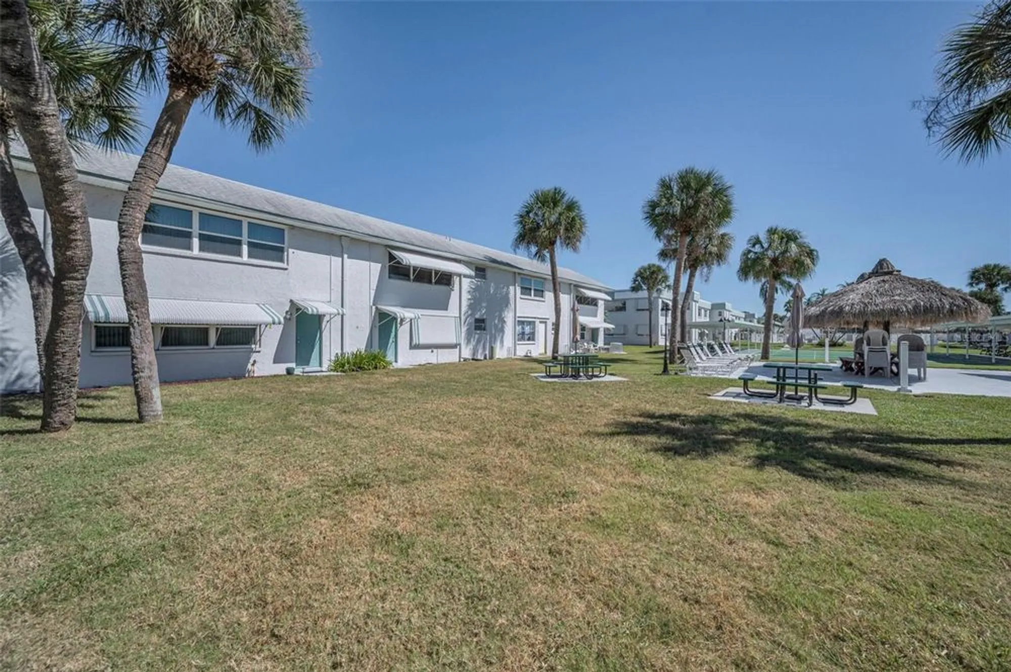 Property Slideshow image 25 of 49 | 5297 81st ln n apt 4, St Petersburg, FL, 33709