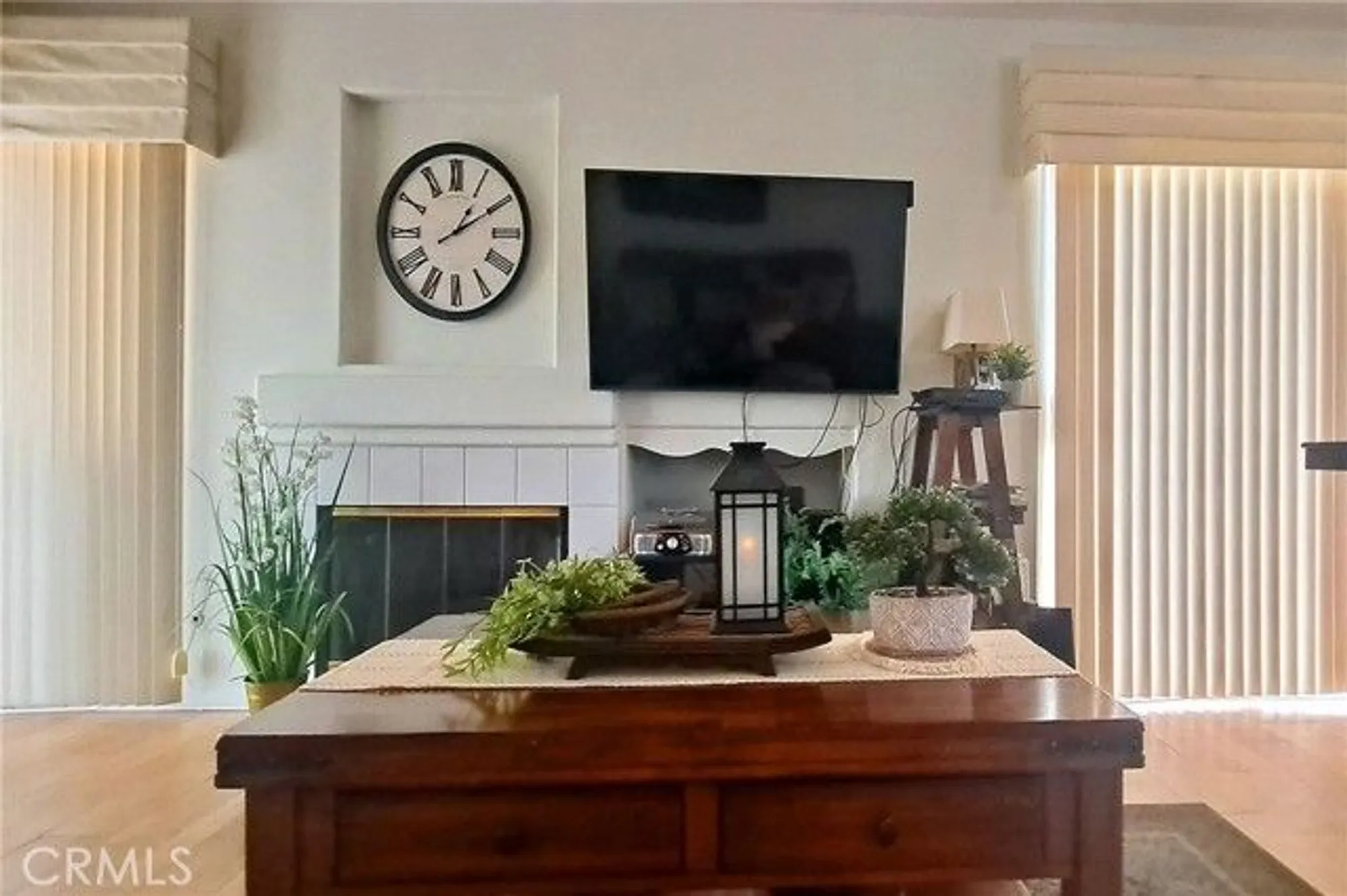 Property Slideshow image 10 of 31 | 40247 via acuna, Murrieta, CA, 92562