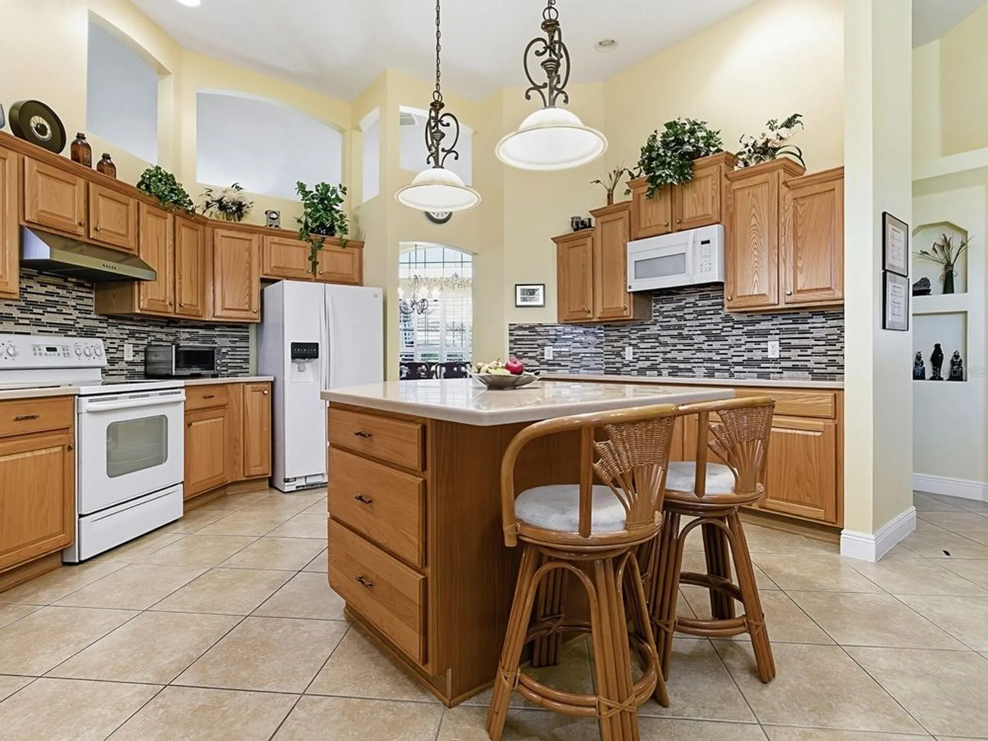 Property Slideshow image 15 of 66 | 17627 se 88th covington cir, The Villages, FL, 32162