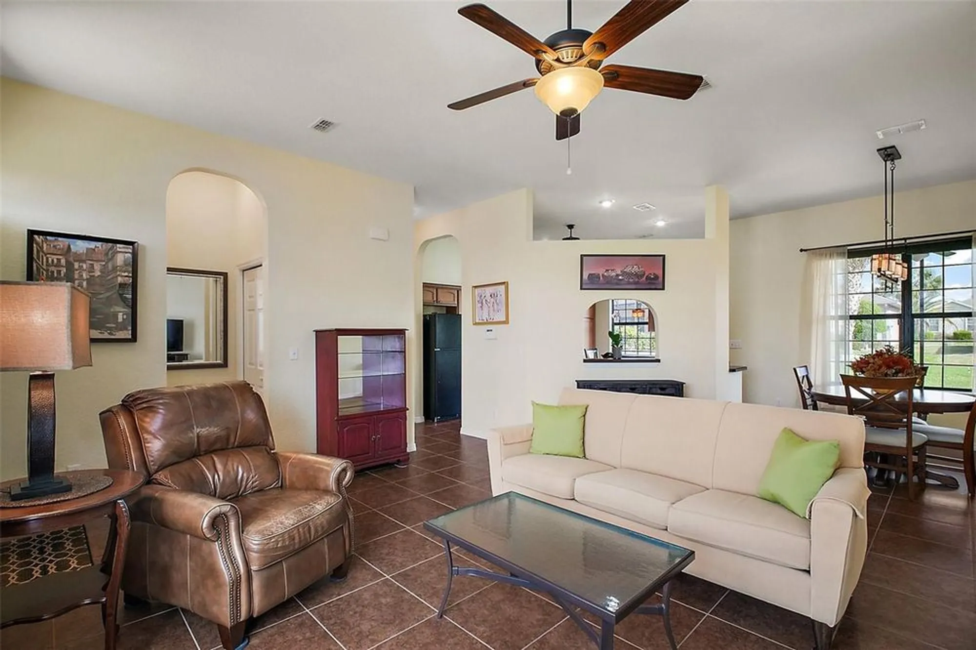 Property Slideshow image 2 of 25 | 11041 se 169th pl, Summerfield, FL, 34491