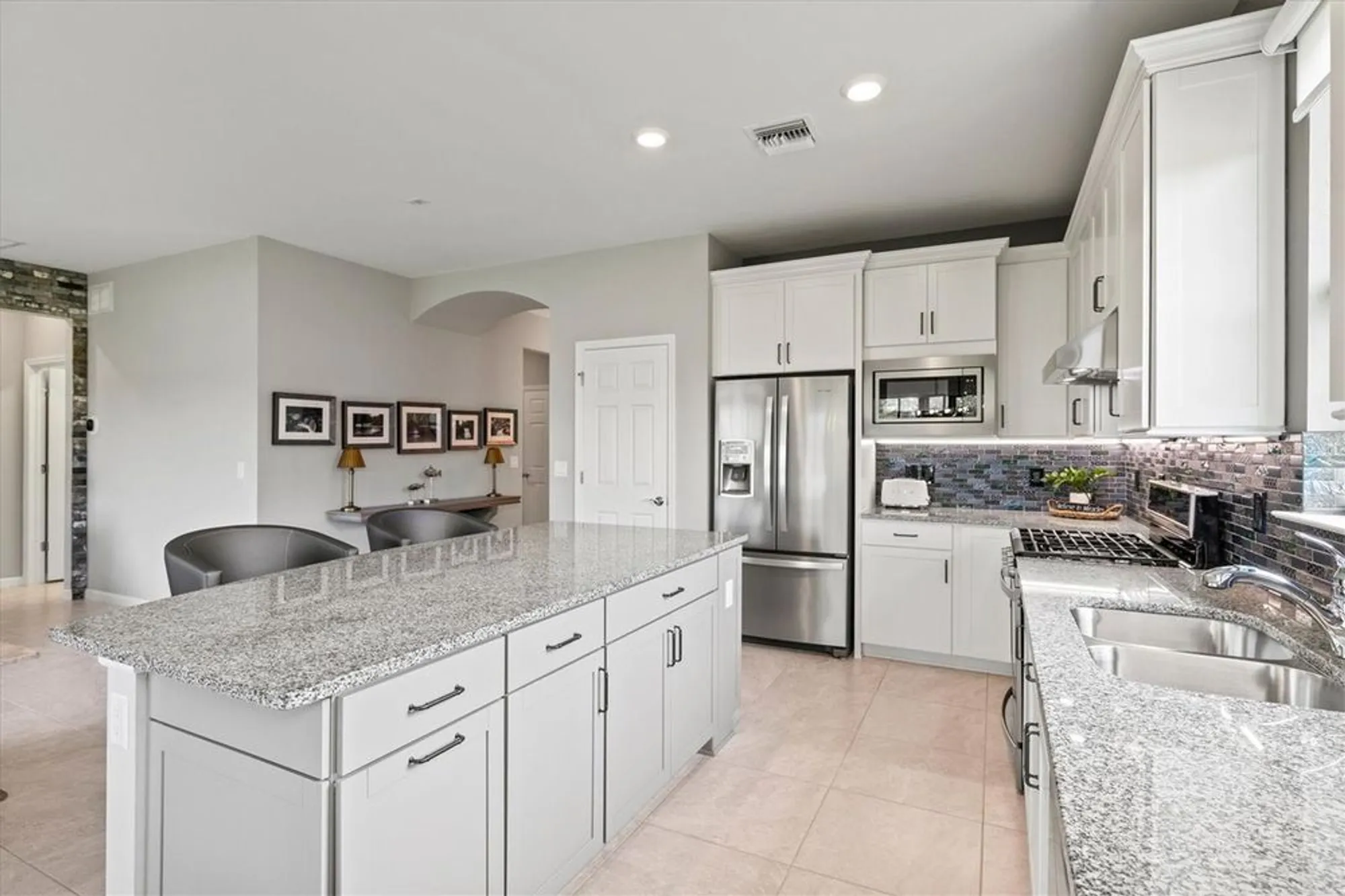 Property Slideshow image 8 of 80 | 16710 ellsworth ave, Bradenton, FL, 34202