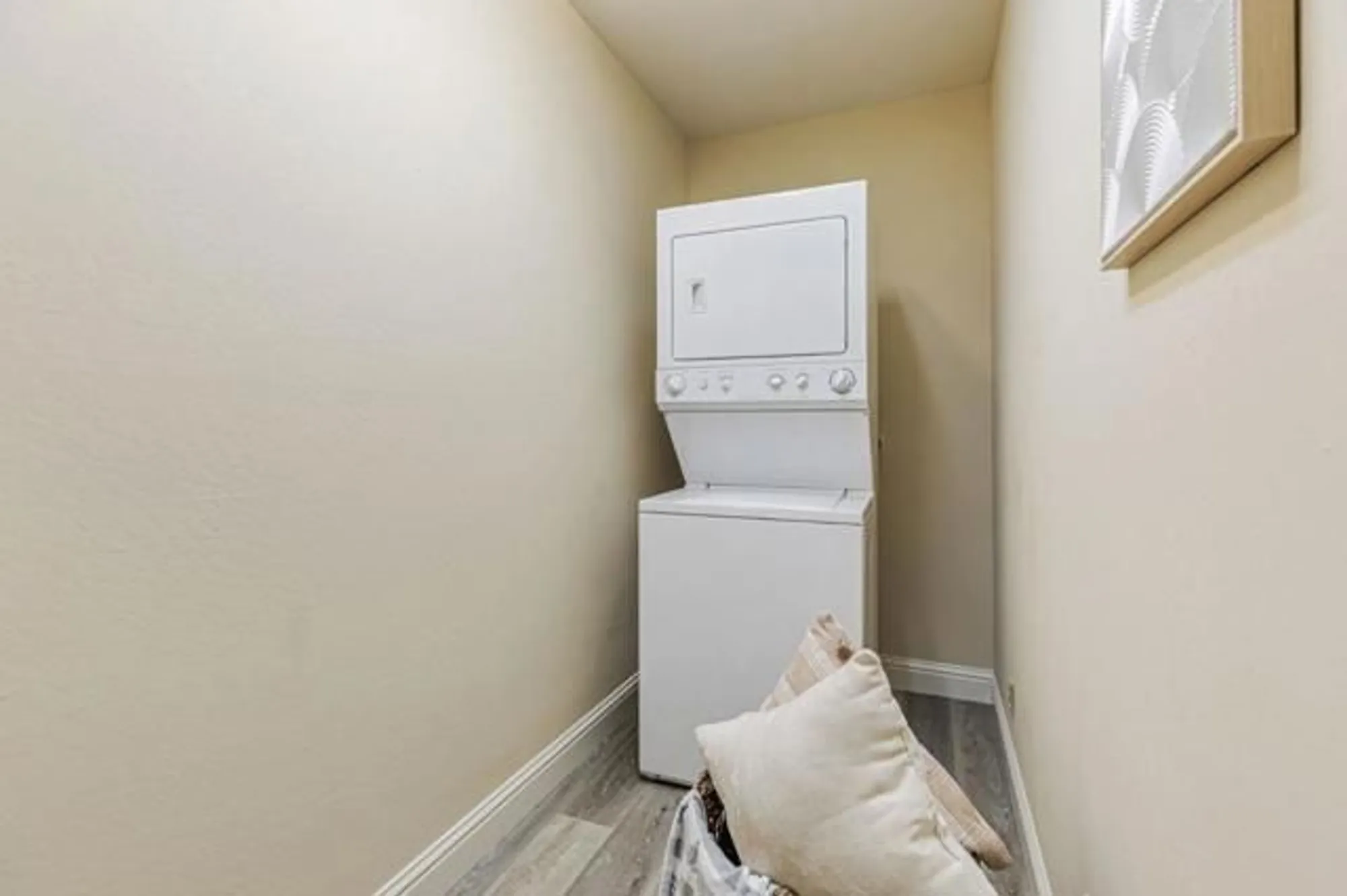 Property Slideshow image 39 of 49 | 31 del mesa carmel, Carmel, CA, 93923