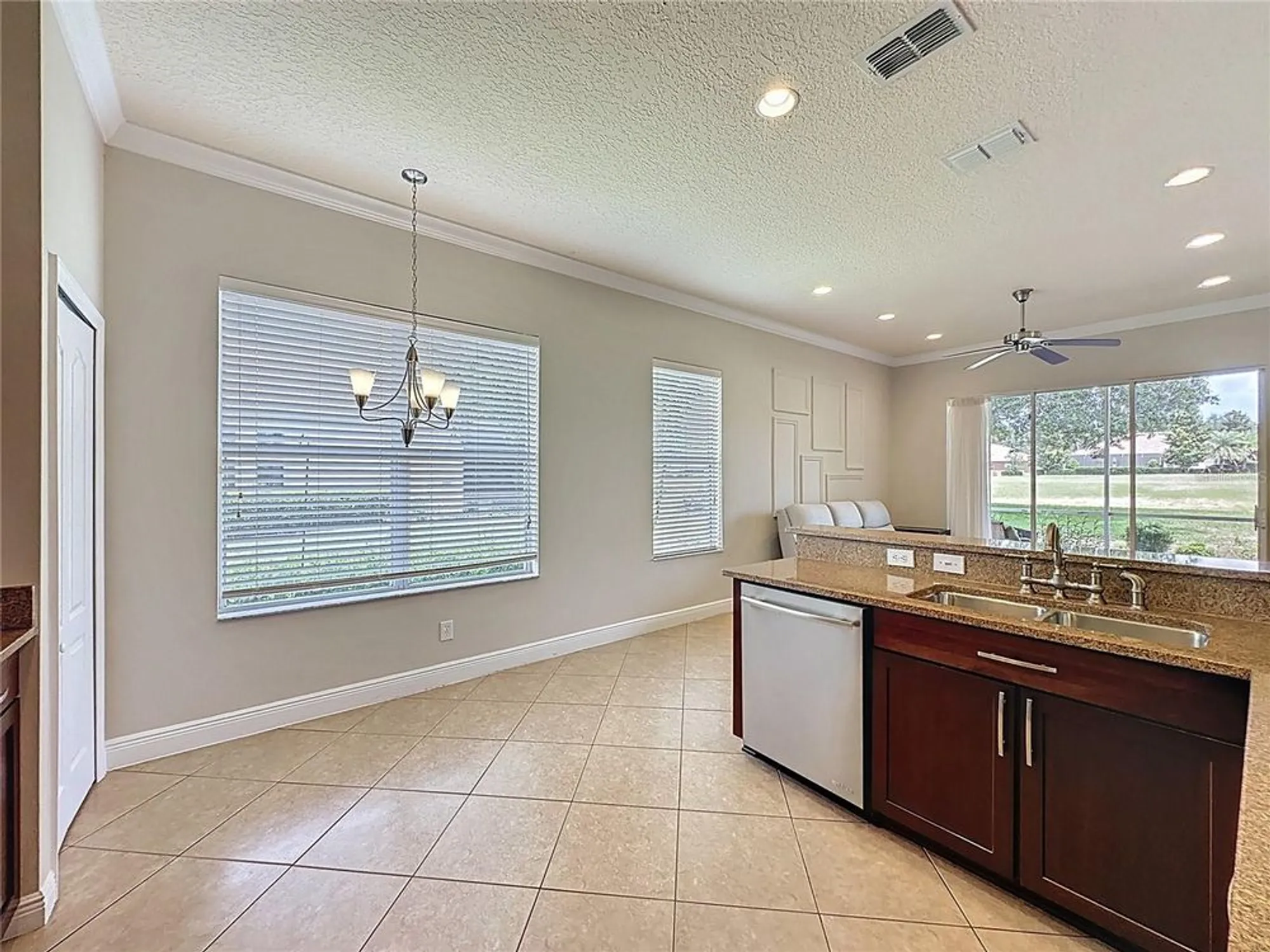 Property Slideshow image 23 of 70 | 243 bayou bend rd, Groveland, FL, 34736