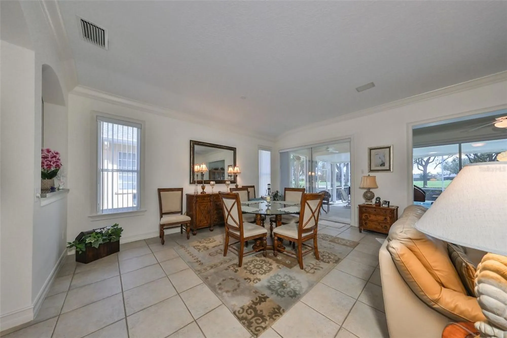 Property Slideshow image 12 of 37 | 1120 emerald dunes dr, Sun City Center, FL, 33573