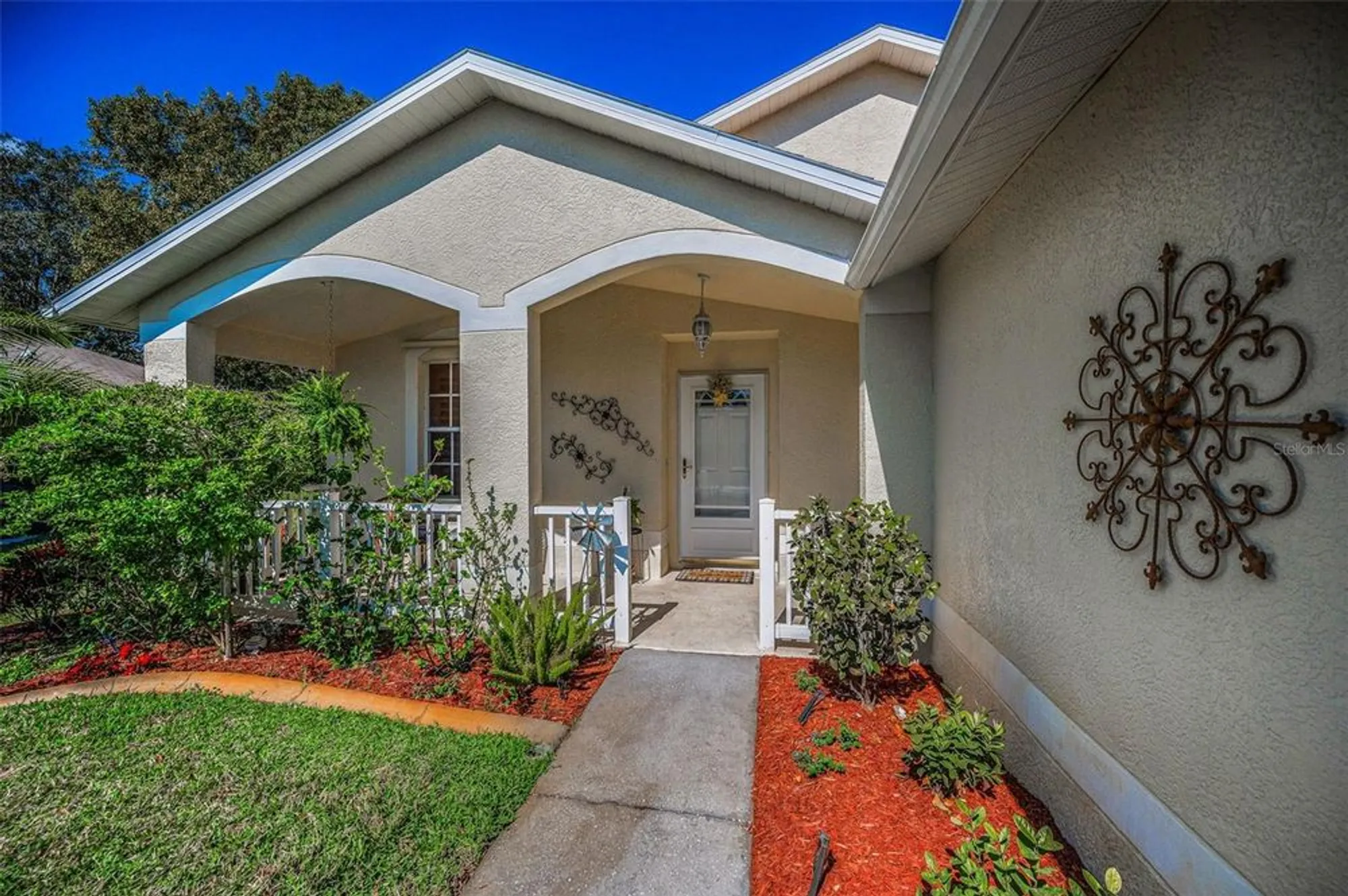 Property Slideshow image 9 of 100 | 11427 turtle dove pl, New Port Richey, FL, 34654