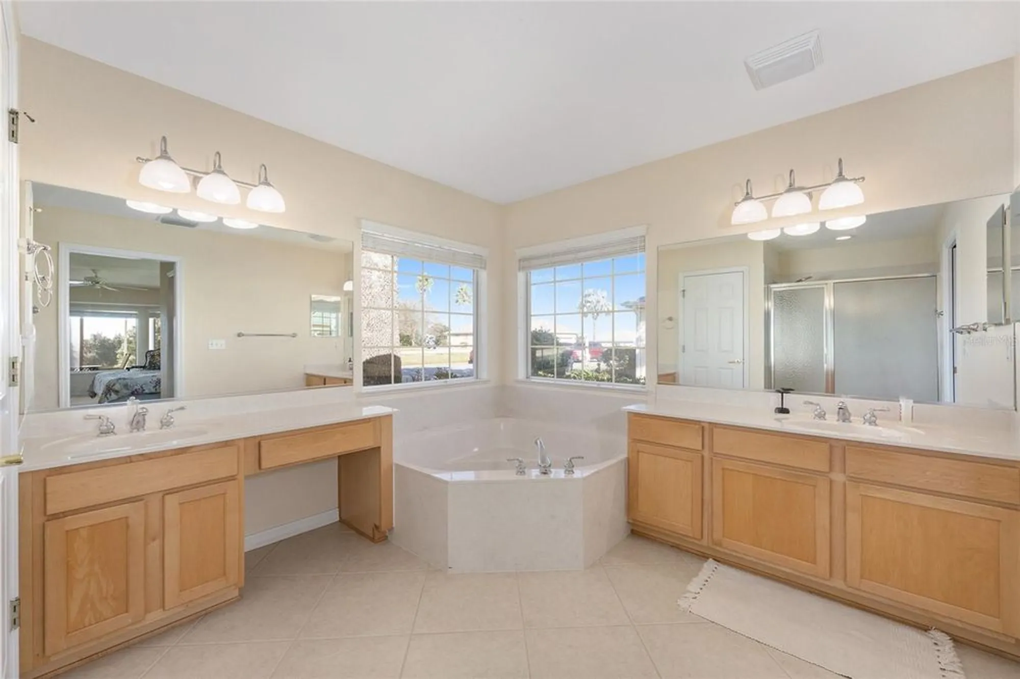 Property Slideshow image 31 of 92 | 9310 se 136th pl, Summerfield, FL, 34491
