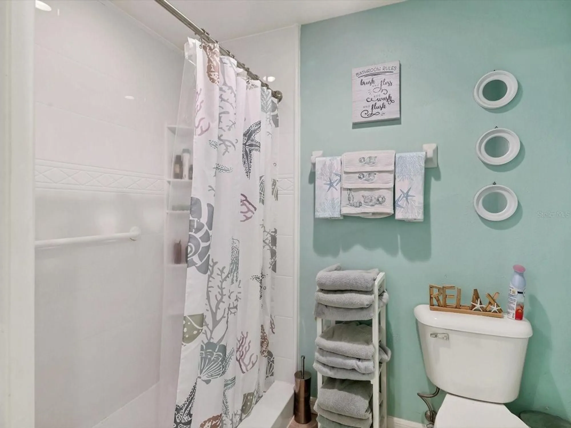 Property Slideshow image 26 of 53 | 7273 cedar hollow cir # 102, Bradenton, FL, 34203