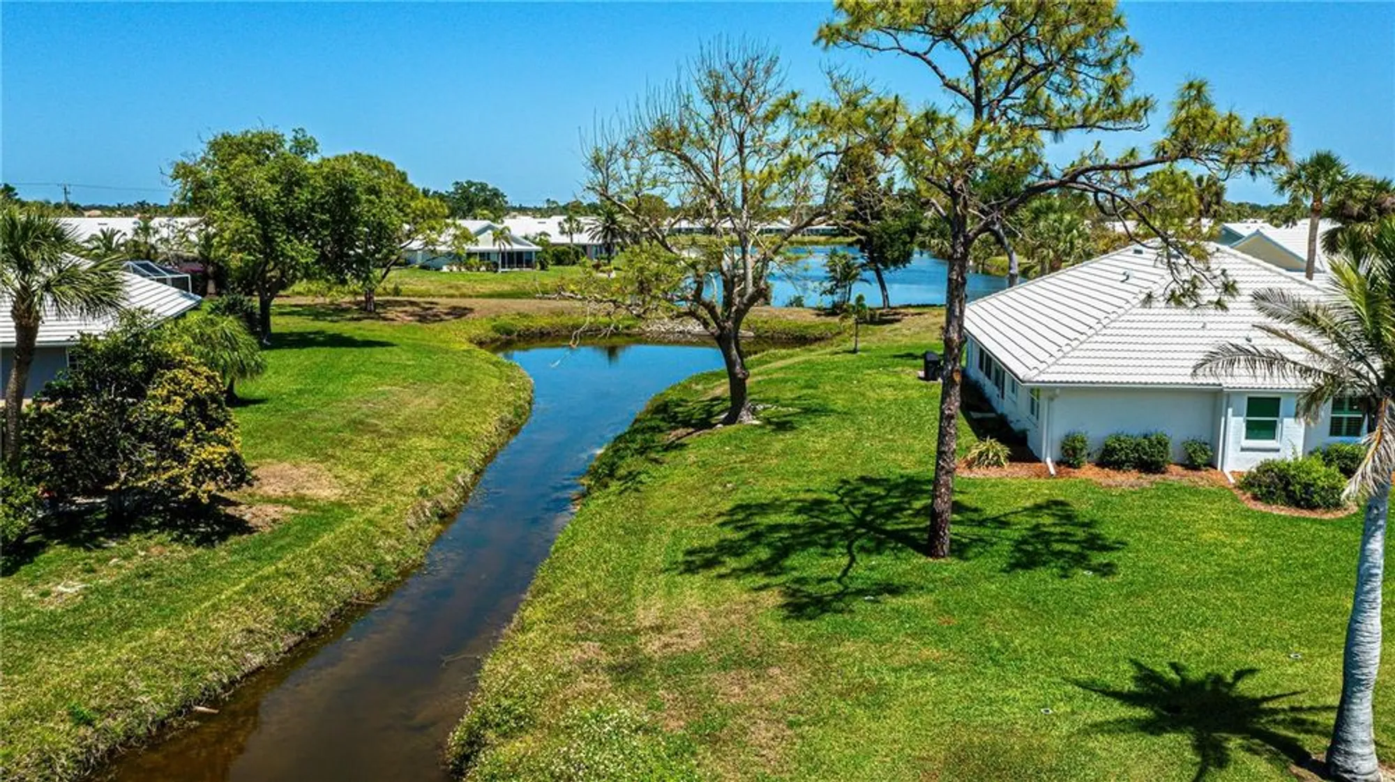 Property Slideshow image 52 of 77 | 611 paget dr, Venice, FL, 34293