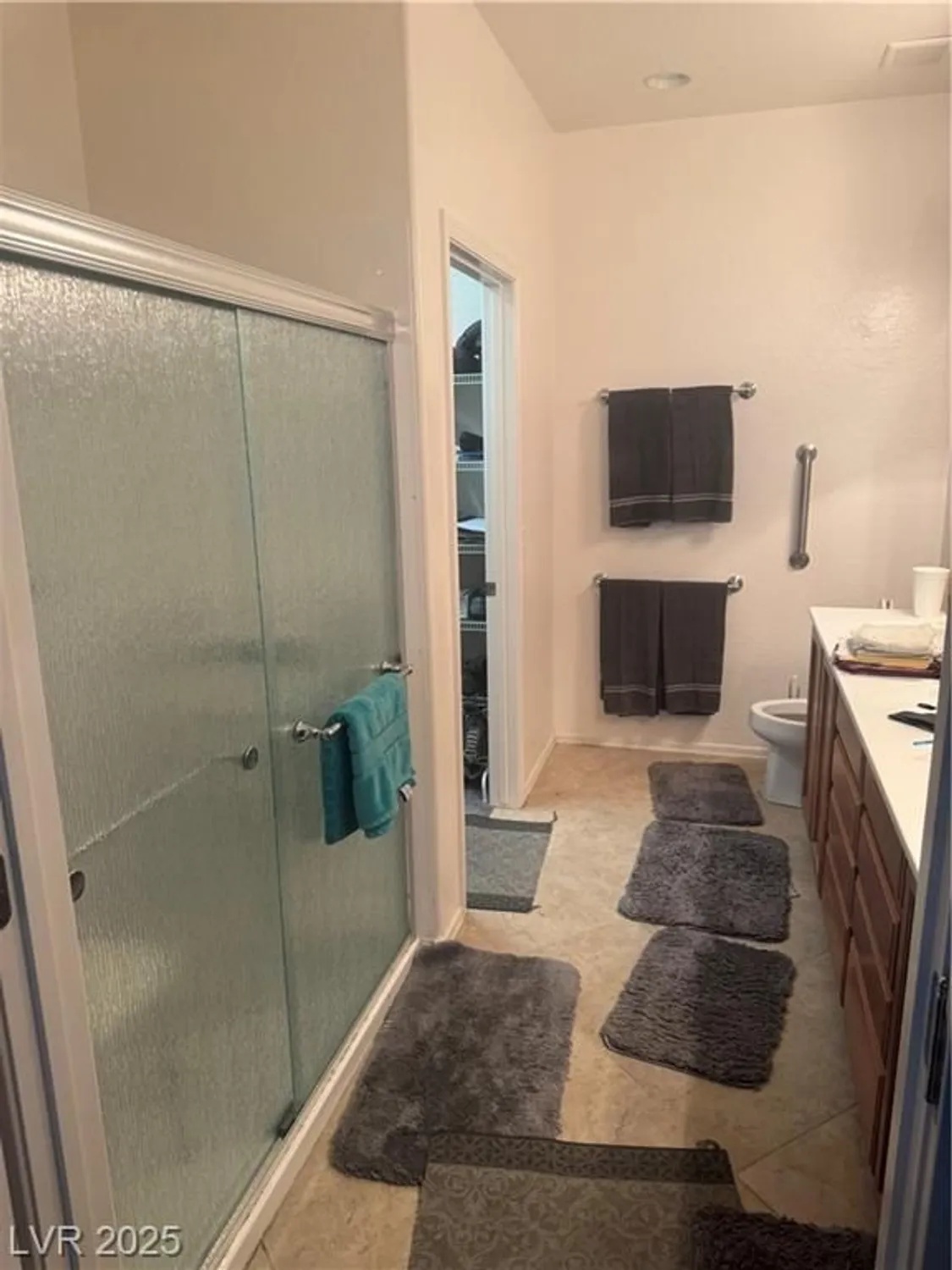 Property Slideshow image 9 of 12 | 7464 chipping sparrow st, North Las Vegas, NV, 89084