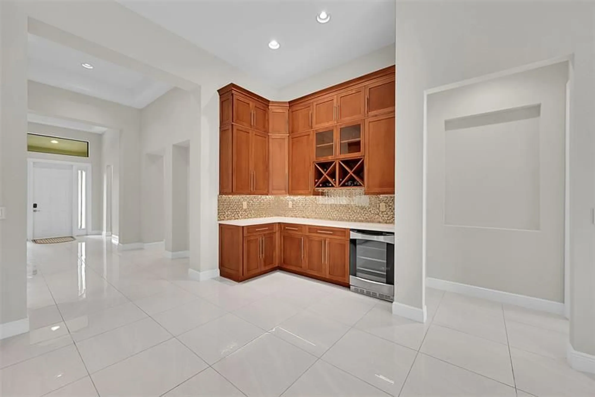 Property Slideshow image 8 of 28 | 9375 cantal cir, Parkland, FL, 33076