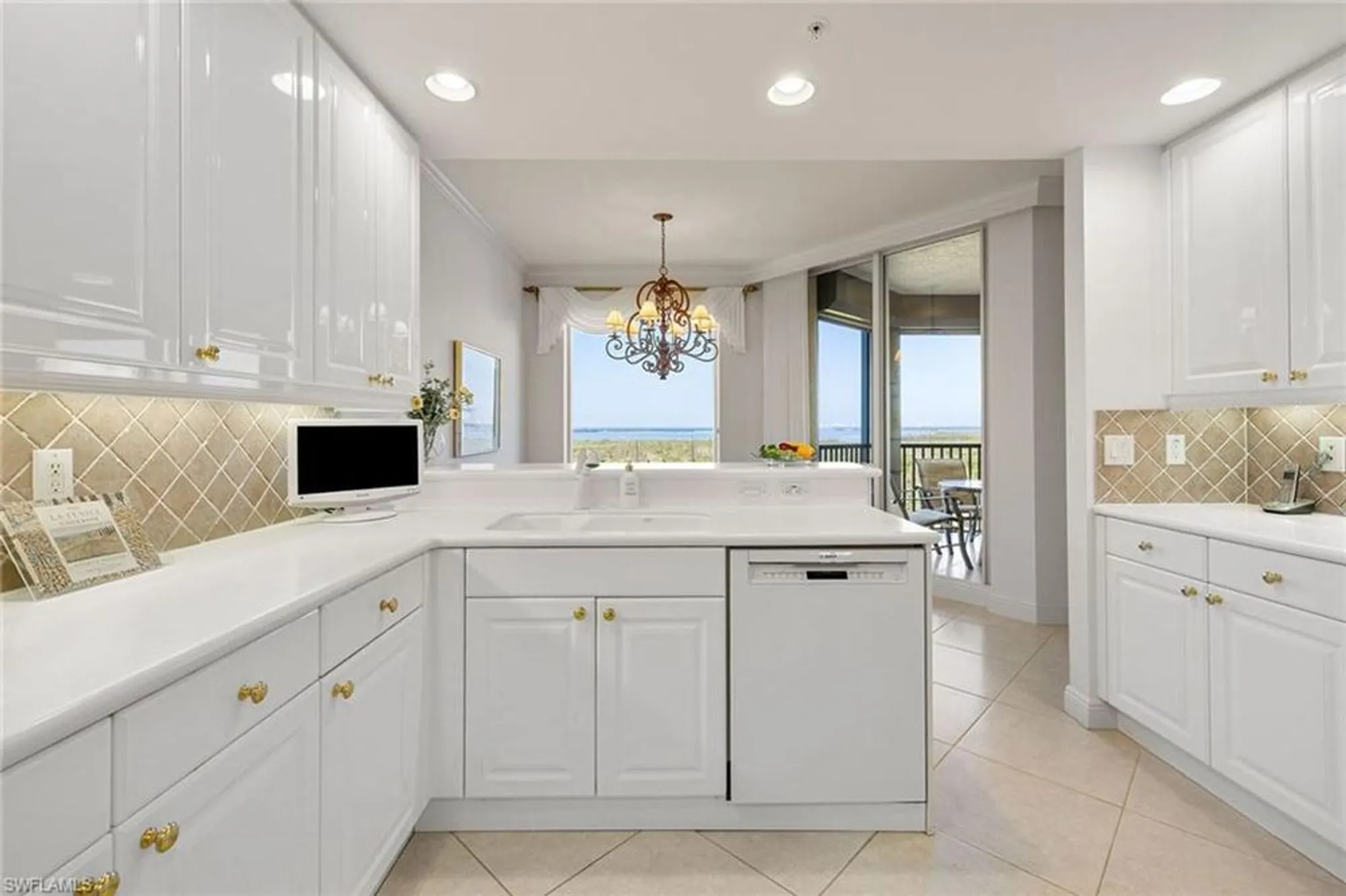 Property Slideshow image 16 of 49 | 23650 via veneto blvd 902, Estero, FL, 34134