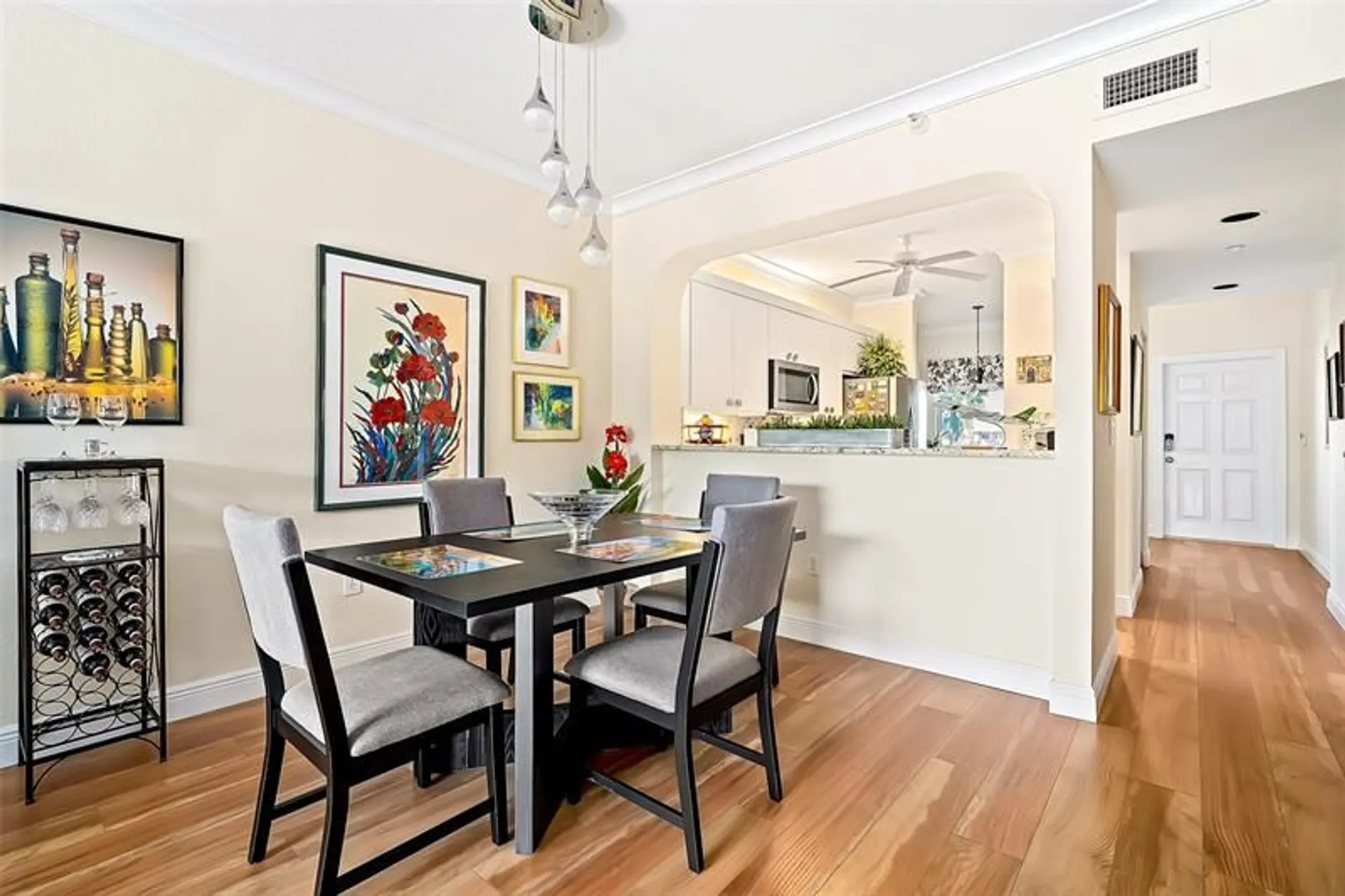 Property Slideshow image 4 of 37 | 7635 southampton ter 402, Tamarac, FL, 33321