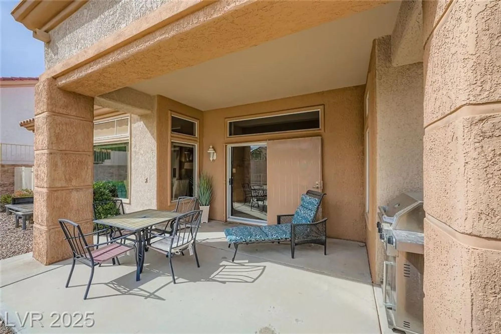 Property Slideshow image 18 of 21 | 2820 faiss dr, Las Vegas, NV, 89134