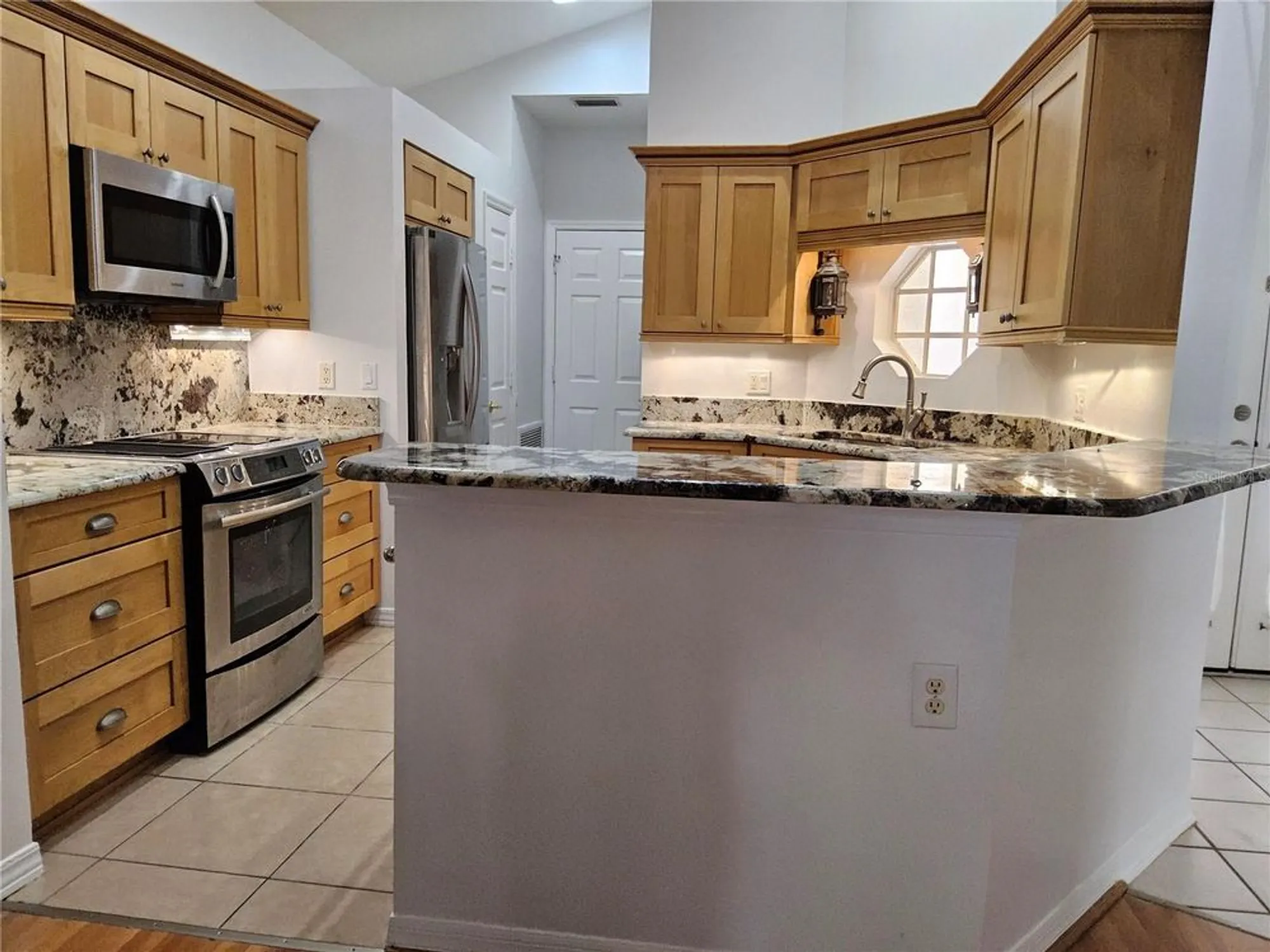 Property Slideshow image 20 of 28 | 8023 saint andrews way, Mount Dora, FL, 32757