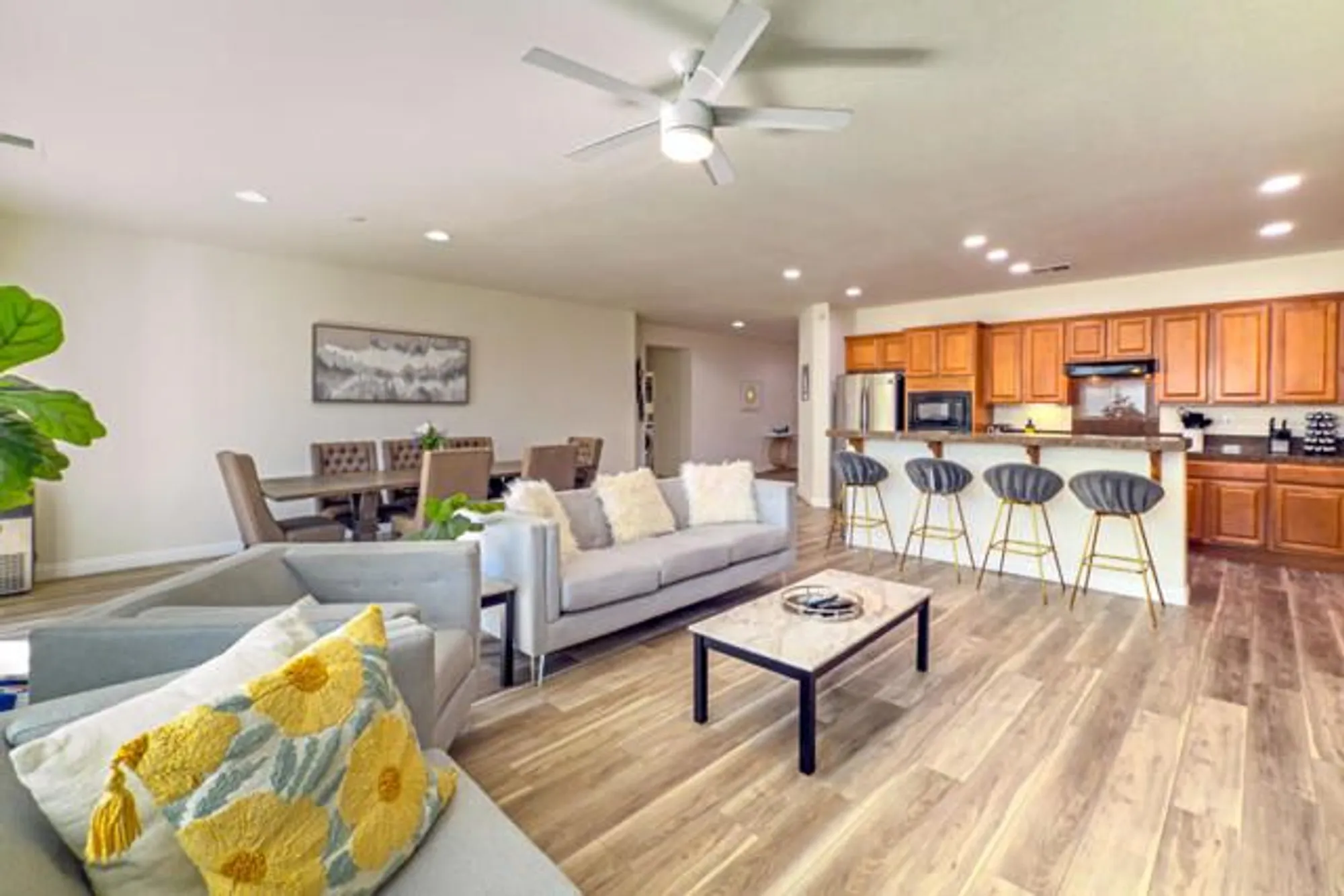 Property Slideshow image 9 of 54 | 43784 riunione pl, Indio, CA, 92203