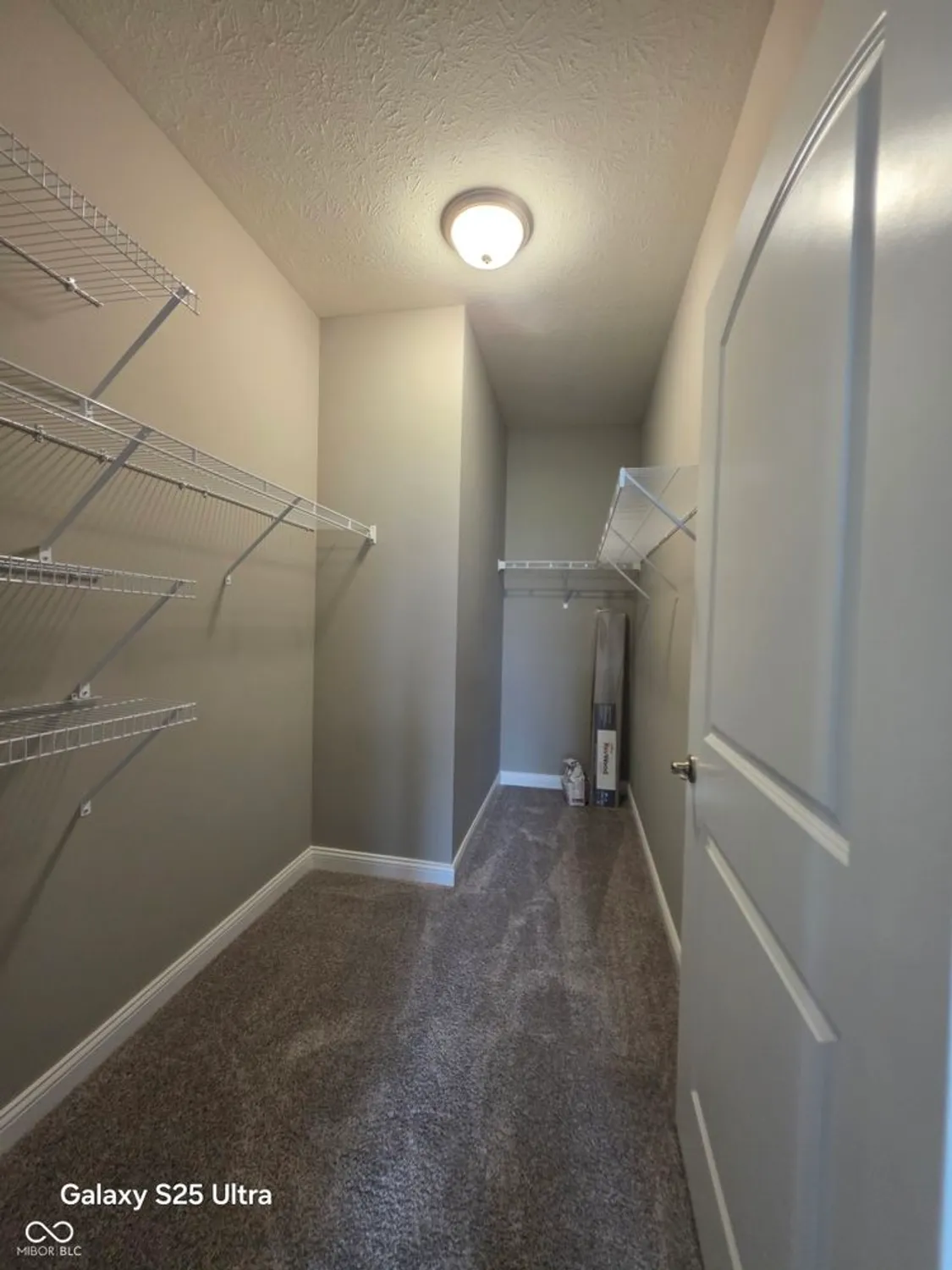 Property Slideshow image 23 of 27 | 9106 hedley way, Avon, IN, 46123