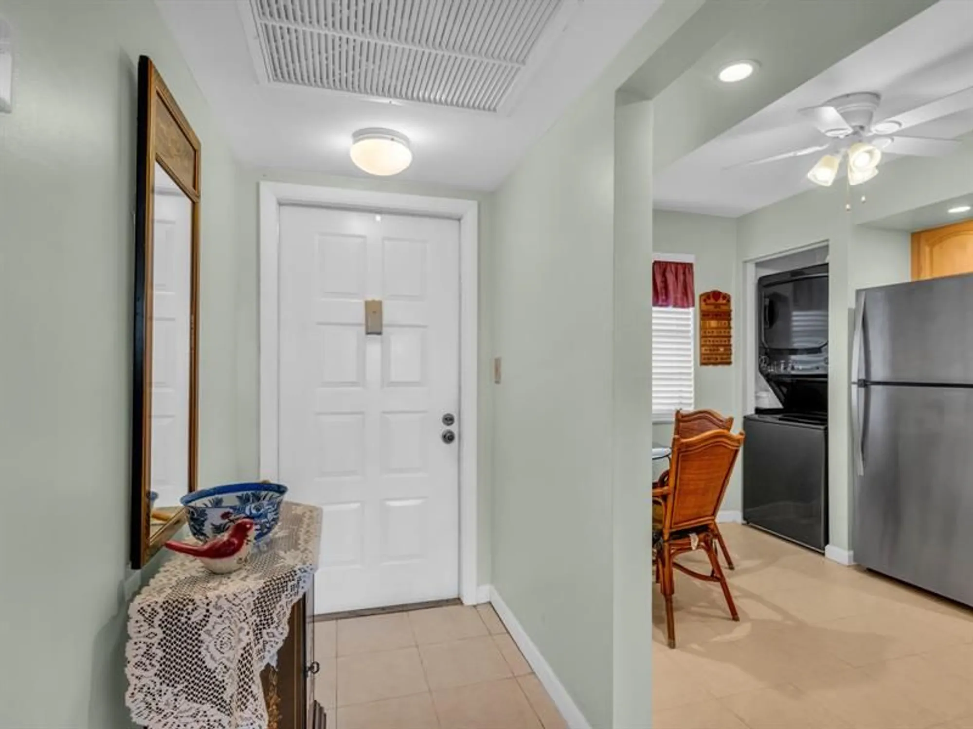 Property Slideshow image 10 of 51 | 1101 colony point cir 422, Pembroke Pines, FL, 33026