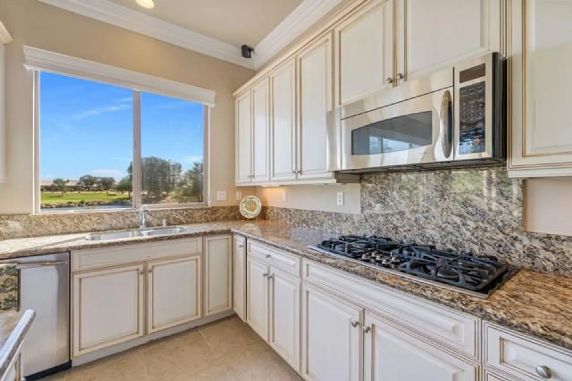 Property Slideshow image 12 of 32 | 81197 avenida neblina, Indio, CA, 92203