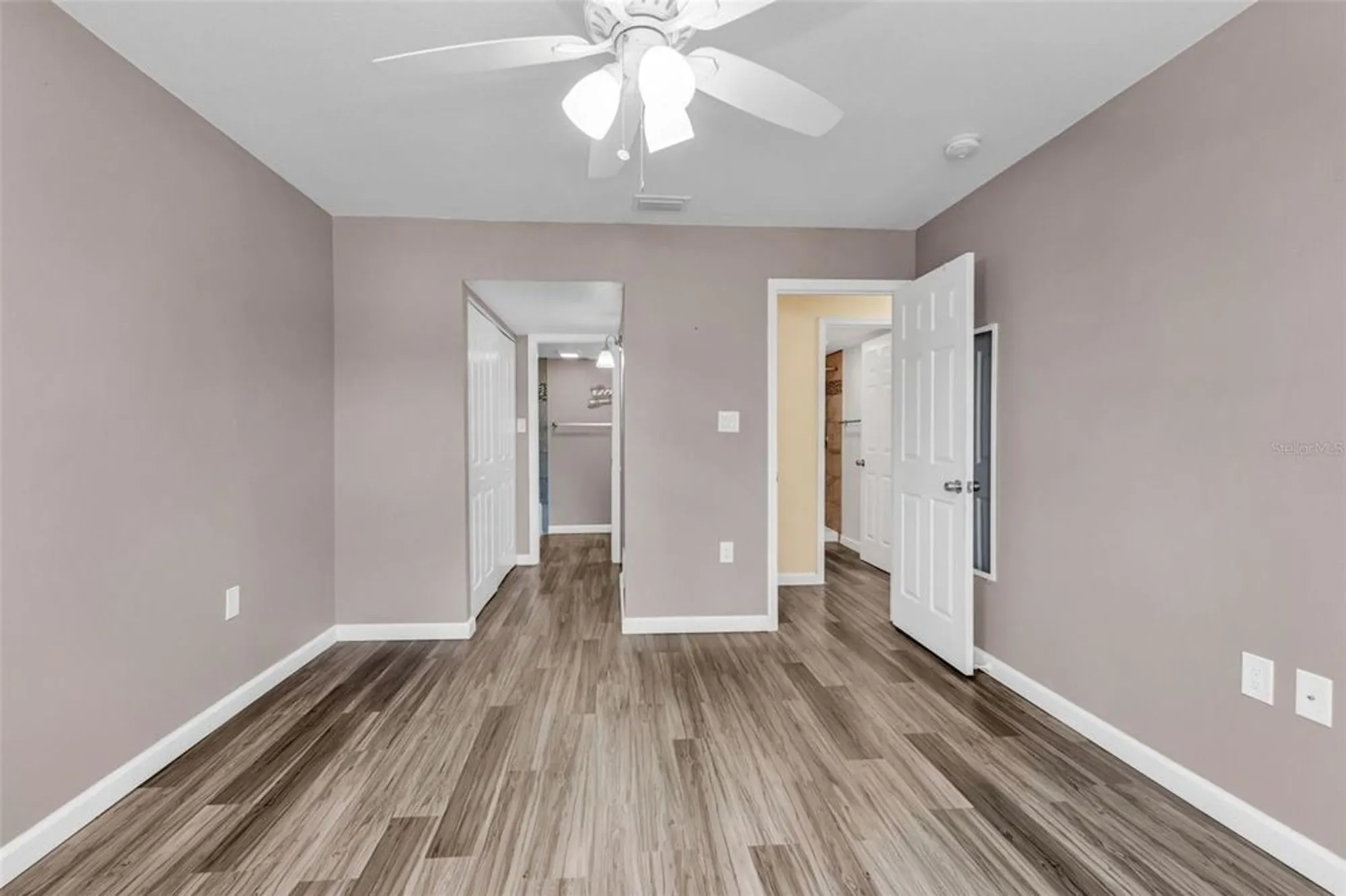 Property Slideshow image 21 of 51 | 21267 gertrude ave apt 212, Port Charlotte, FL, 33952