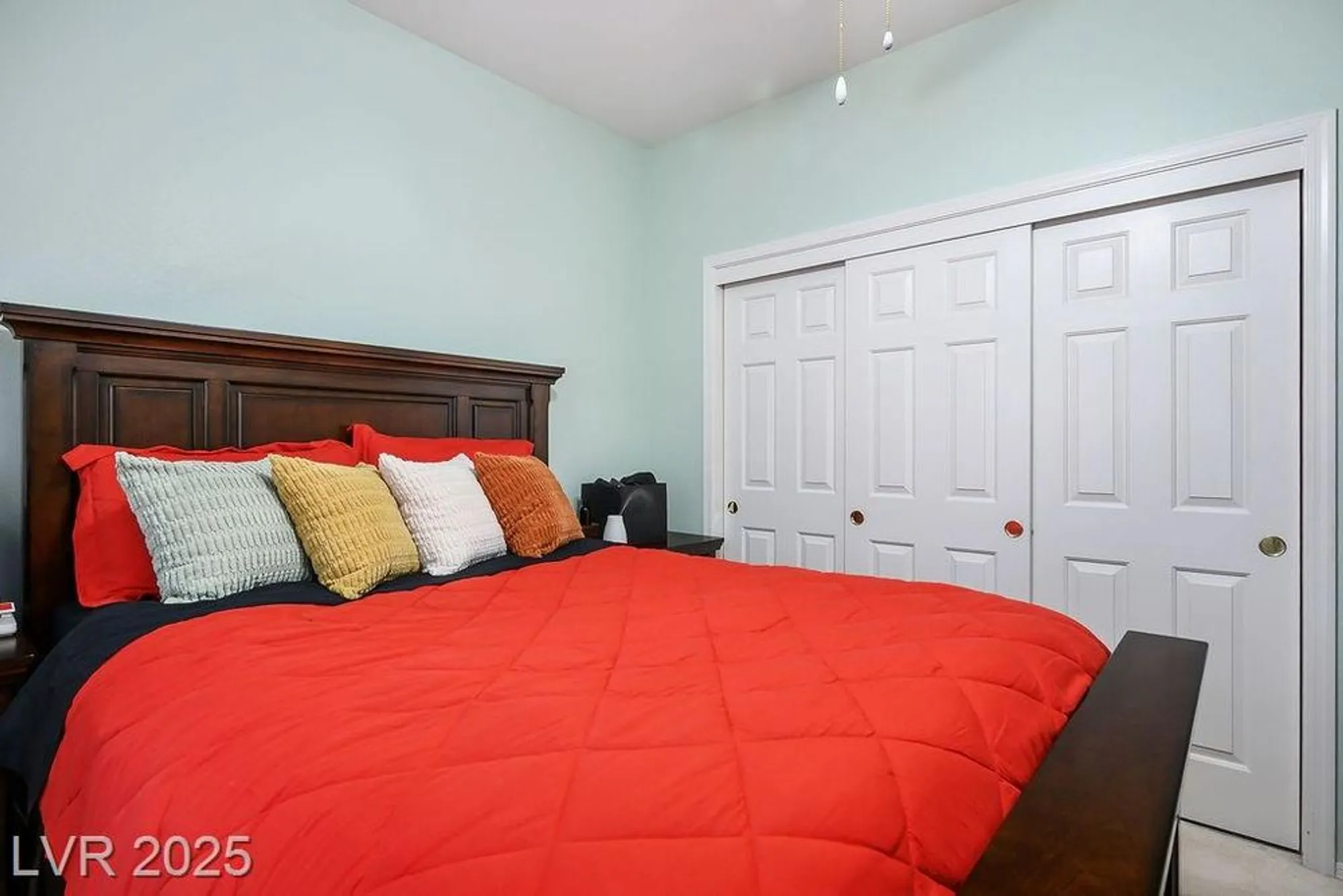 Property Slideshow image 16 of 74 | 10409 longwood dr, Las Vegas, NV, 89134