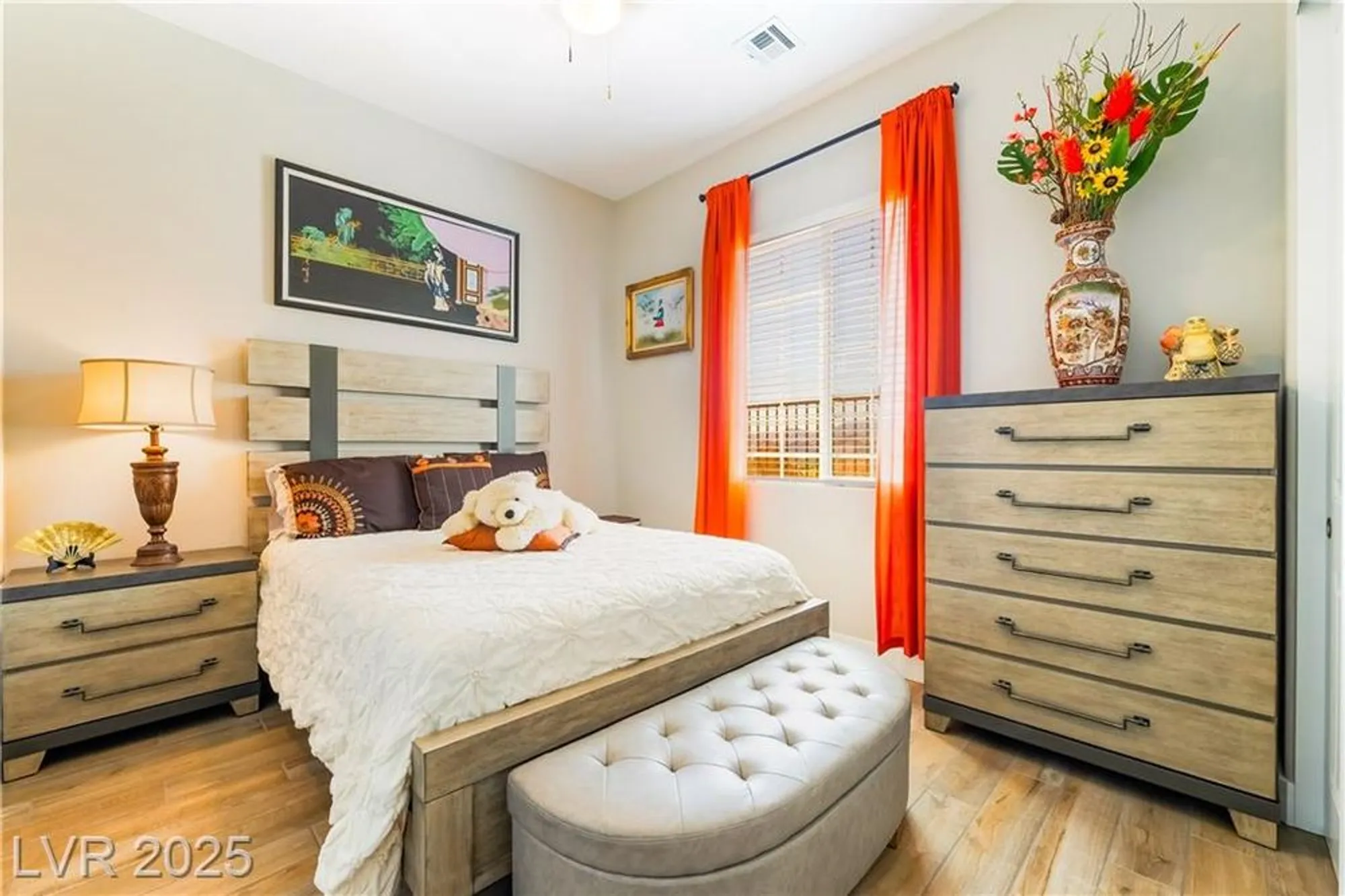 Property Slideshow image 32 of 80 | 68 cathedral wash pl, Henderson, NV, 89011