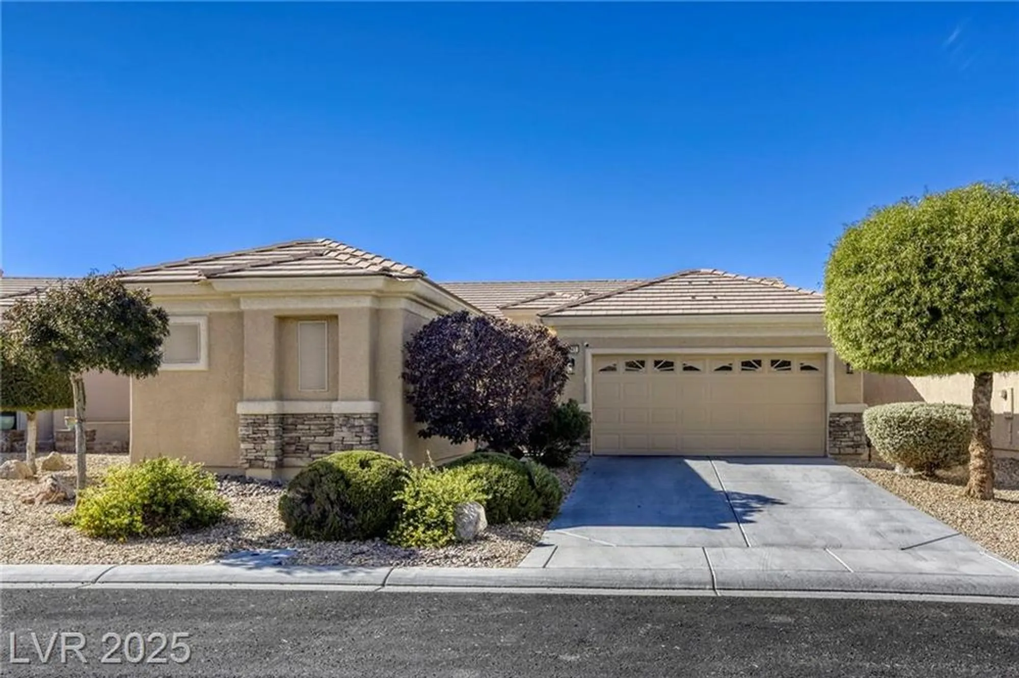 Property Slideshow image 43 of 70 | 7341 shelduck st, North Las Vegas, NV, 89084