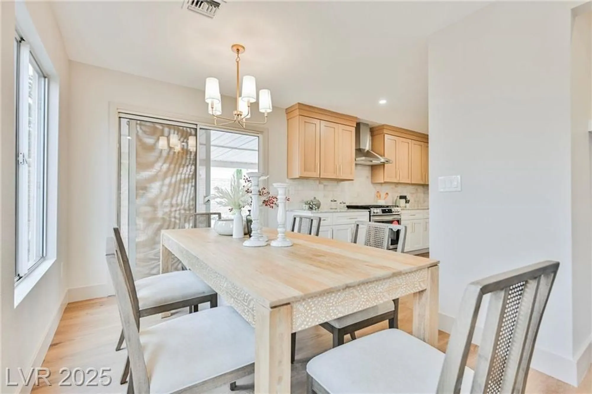 Property Slideshow image 14 of 28 | 9337 quail ridge dr, Las Vegas, NV, 89134