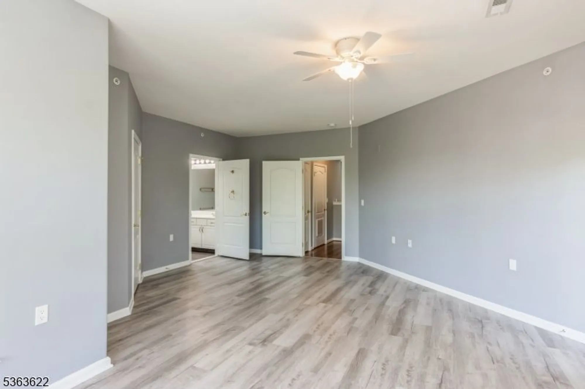 Property Slideshow image 14 of 28 | 2305 courtney ln, Somerset, NJ, 08873