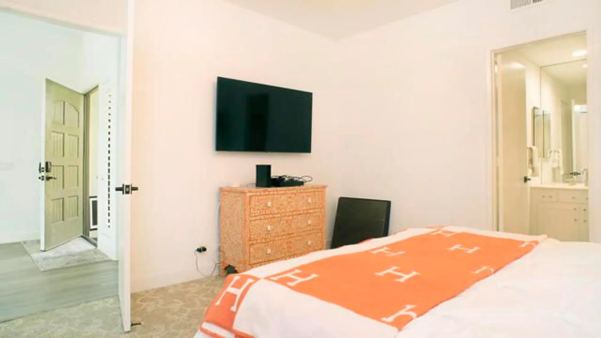 Property Slideshow image 24 of 42 | 54524 inverness way, La Quinta, CA, 92253