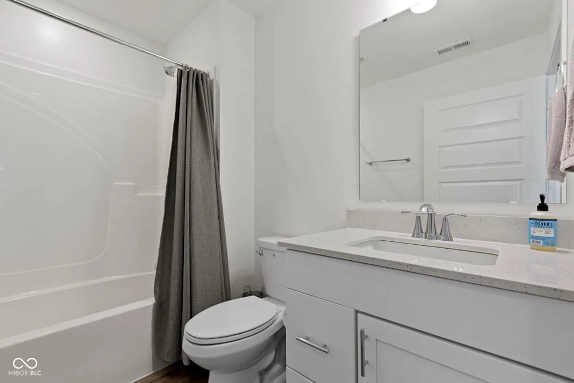 Property Slideshow image 37 of 40 | 335 ehrlich ln, Westfield, IN, 46074