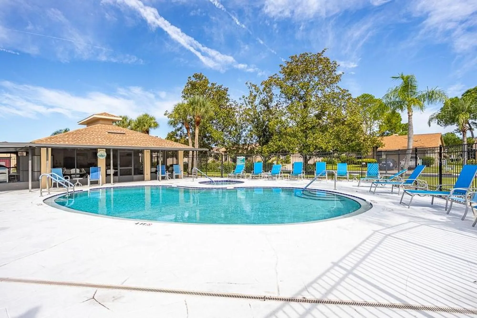 Property Slideshow image 35 of 54 | 13110 elgar pl, Riverview, FL, 33579