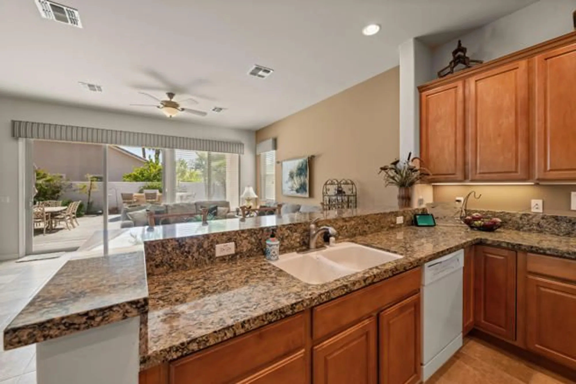 Property Slideshow image 18 of 78 | 80790 camino san lucas, Indio, CA, 92203