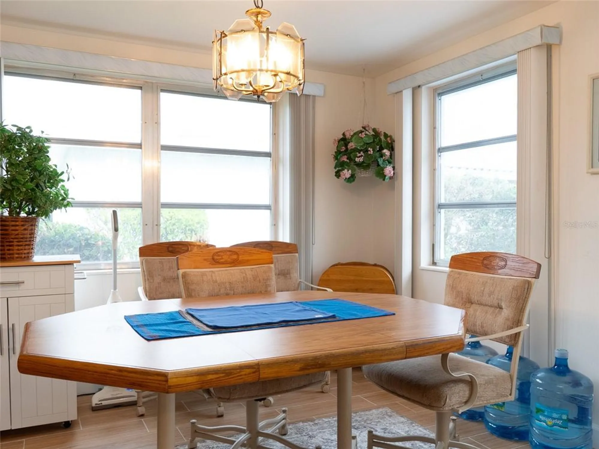 Property Slideshow image 9 of 21 | 1741 caribbean cir 13, Venice, FL, 34293