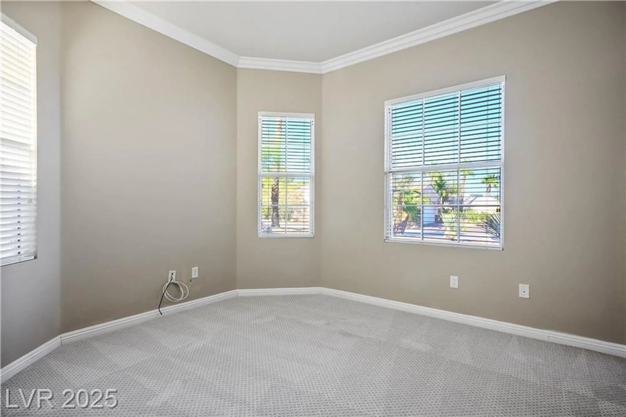 Property Slideshow image 33 of 79 | 10248 andante ct, Las Vegas, NV, 89135