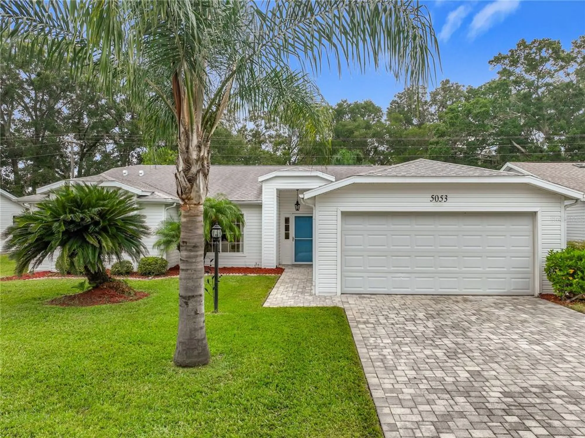 Property Slideshow image 1 of 58 | 5053 el destino dr, Leesburg, FL, 34748