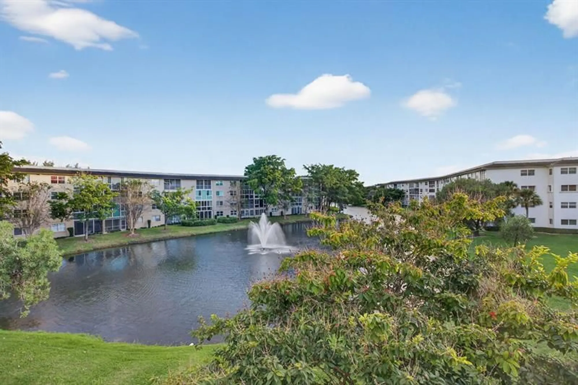 Property Slideshow image 20 of 80 | 1801 eleuthera pt d3, Coconut Creek, FL, 33066