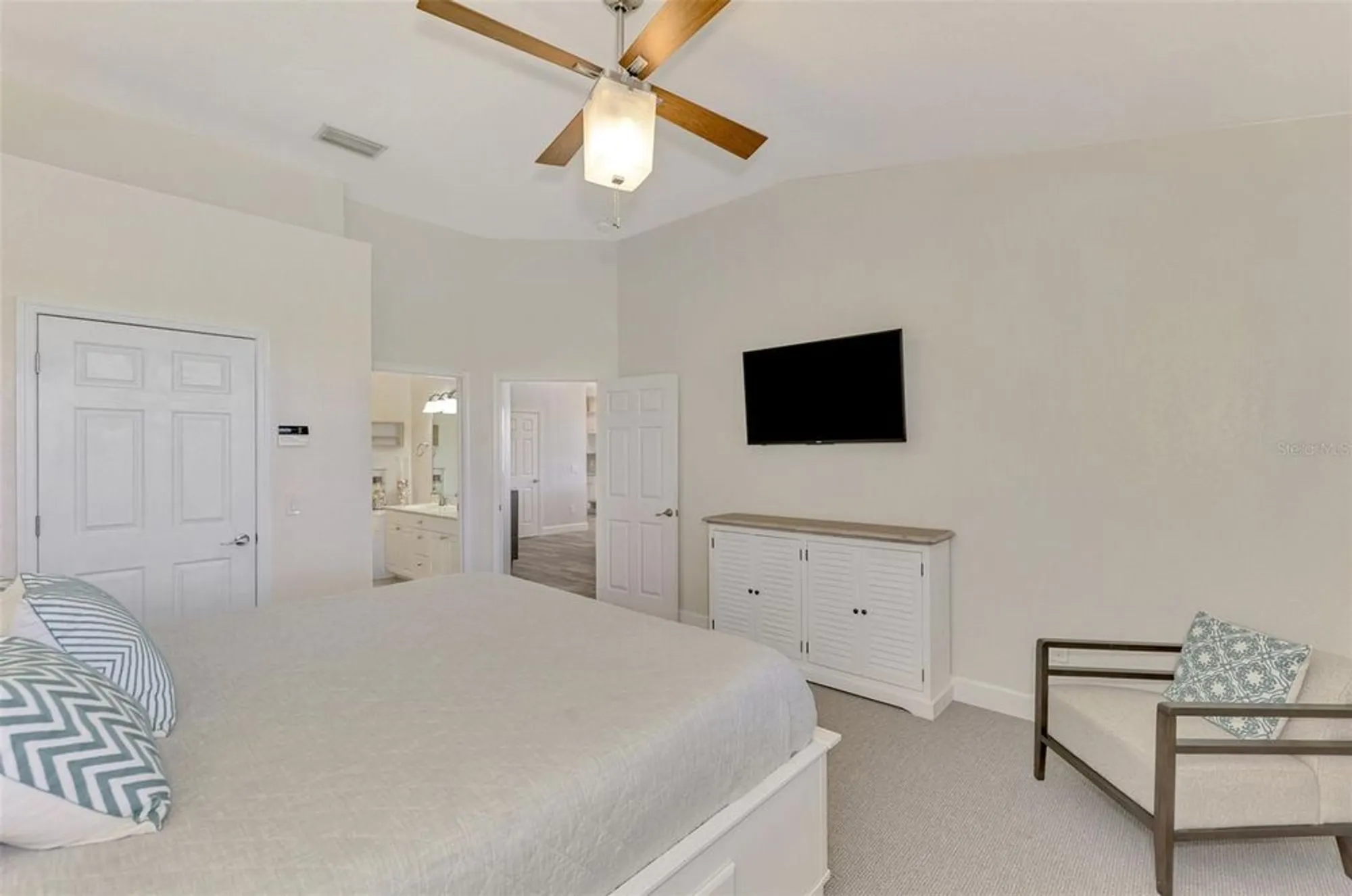 Property Slideshow image 26 of 81 | 3303 grand vista ct unit 201, Port Charlotte, FL, 33953