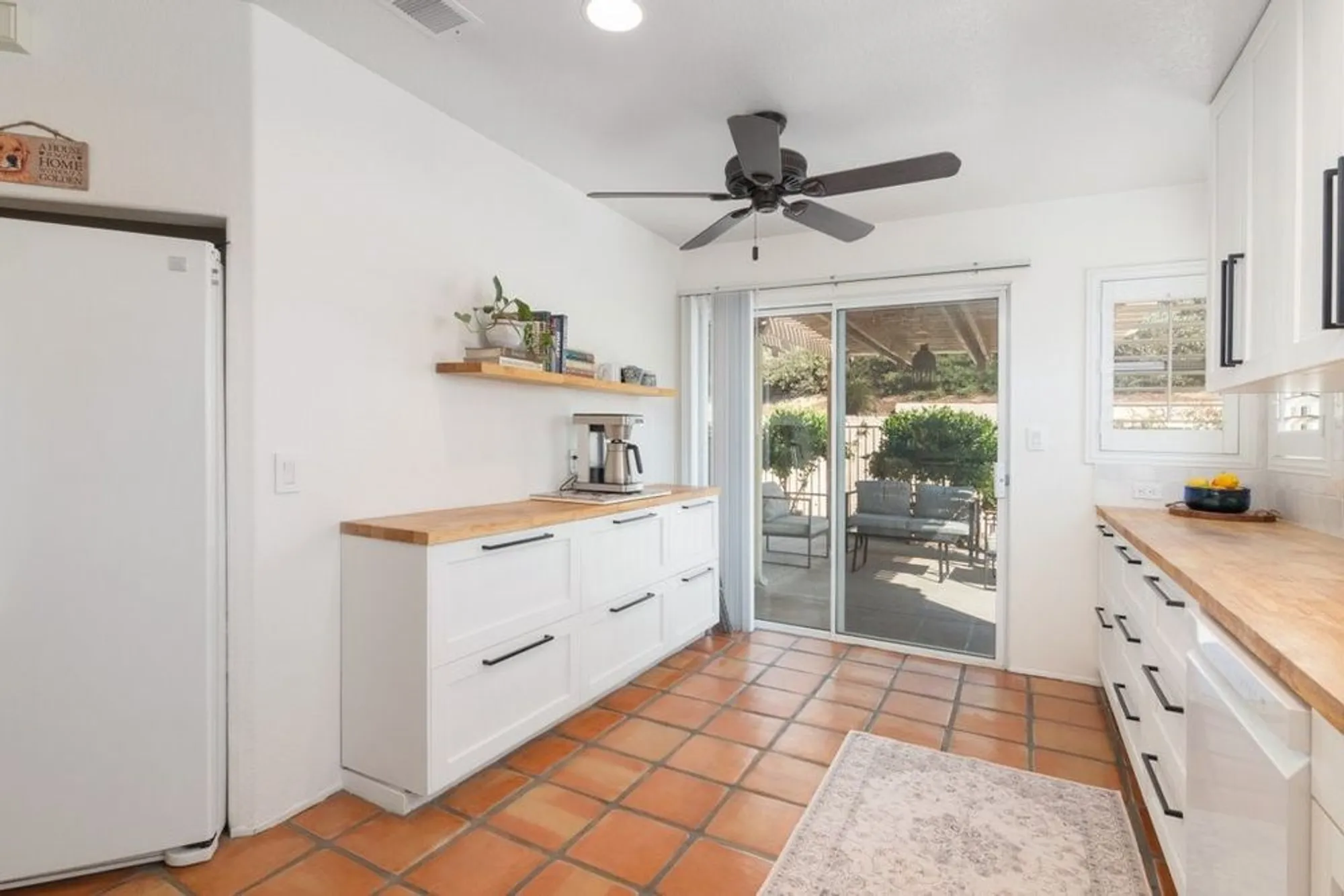 Property Slideshow image 10 of 56 | 23825 corte picante, Murrieta, CA, 92562