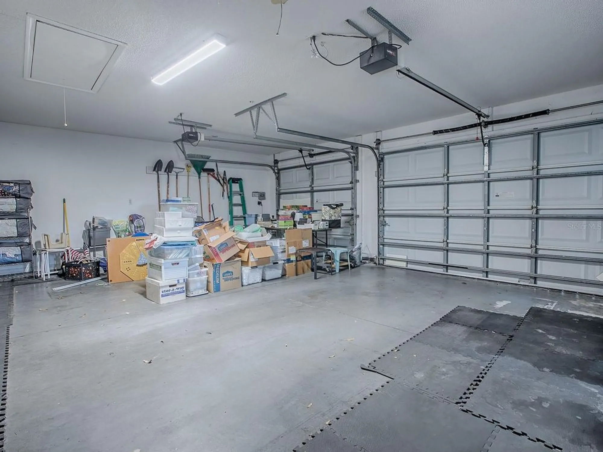 Property Slideshow image 43 of 67 | 25348 crestwater dr, Leesburg, FL, 34748