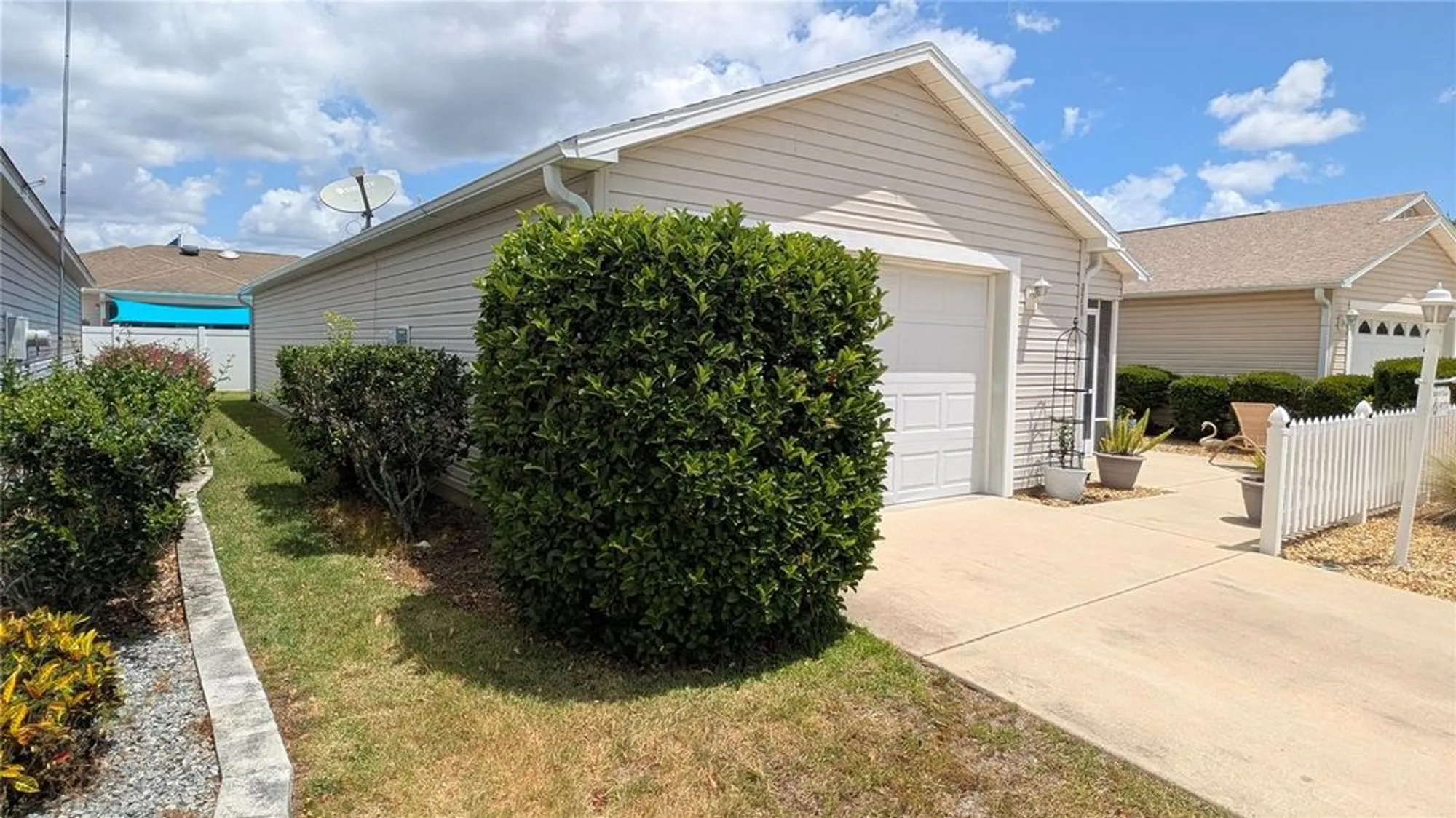 Property Slideshow image 3 of 32 | 971 margaux trl, The Villages, FL, 32162