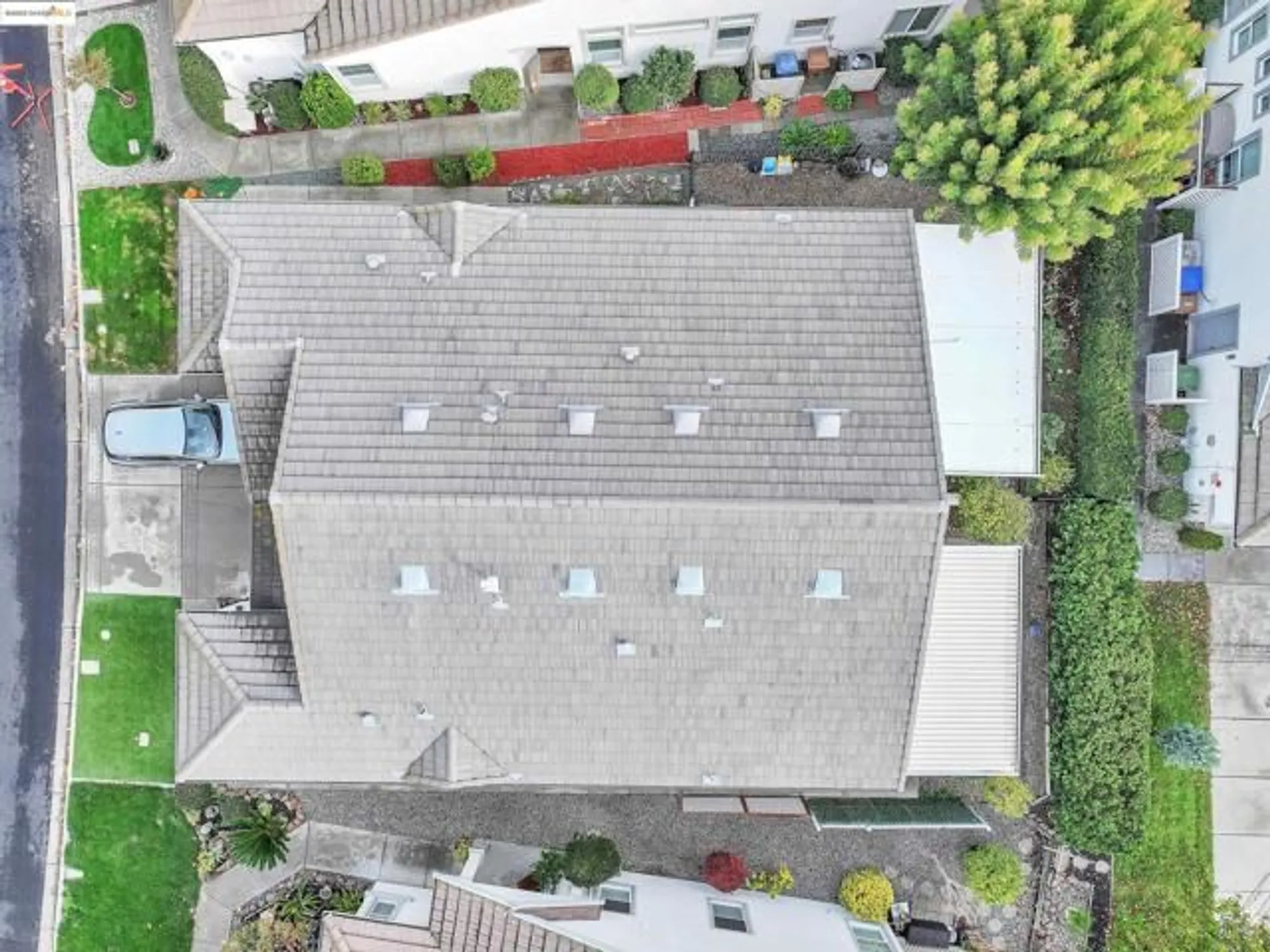 Property Slideshow image 22 of 36 | 1990 kent dr, Brentwood, CA, 94513