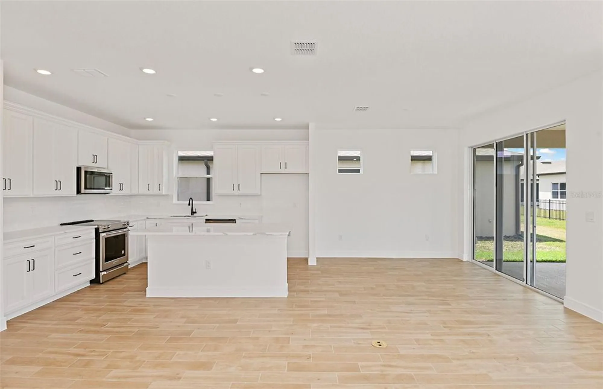 Property Slideshow image 7 of 37 | 9009 sw 52nd place rd, Ocala, FL, 34481